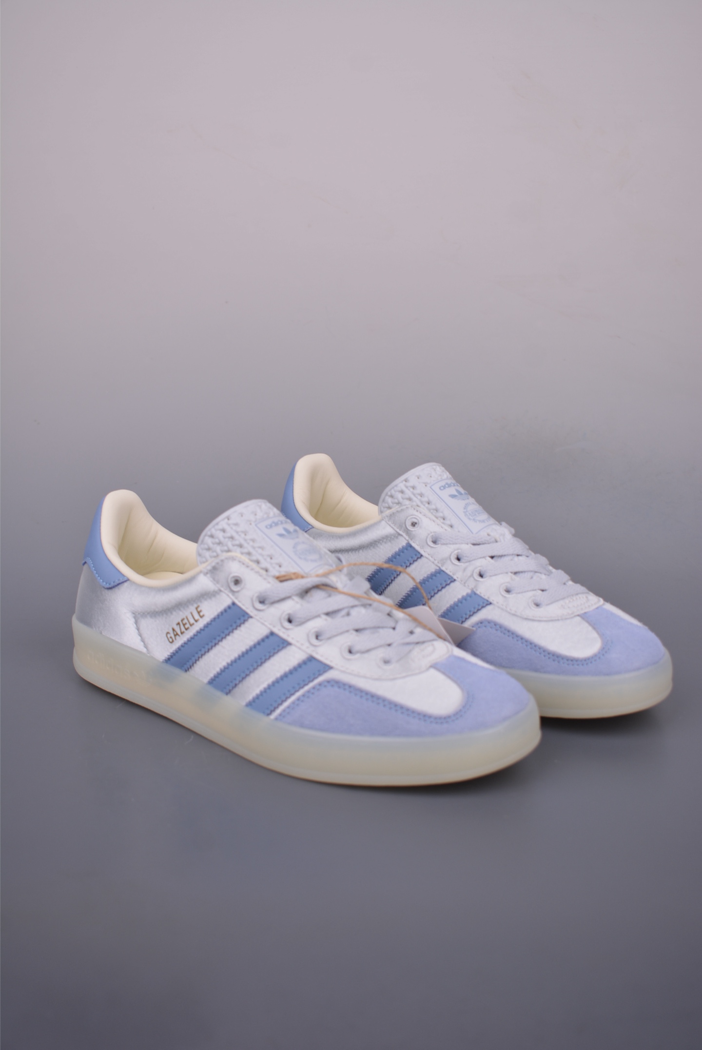 Adidas Originals Gazelle Indoor Low-Top Sneakers - Light Blue/White 1 i1750451590761 4343 0 0