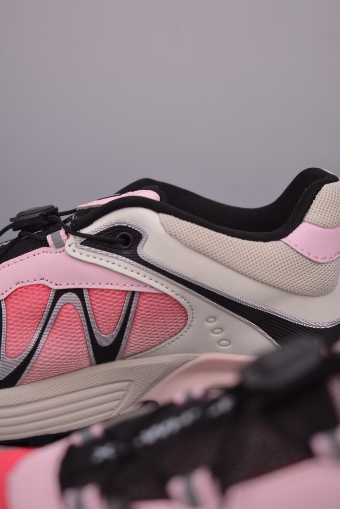 Salomon XT-Whisper Sandy Liang Women's Running Shoes - Trail & Casual 8 i1750451626971 7487 0 7