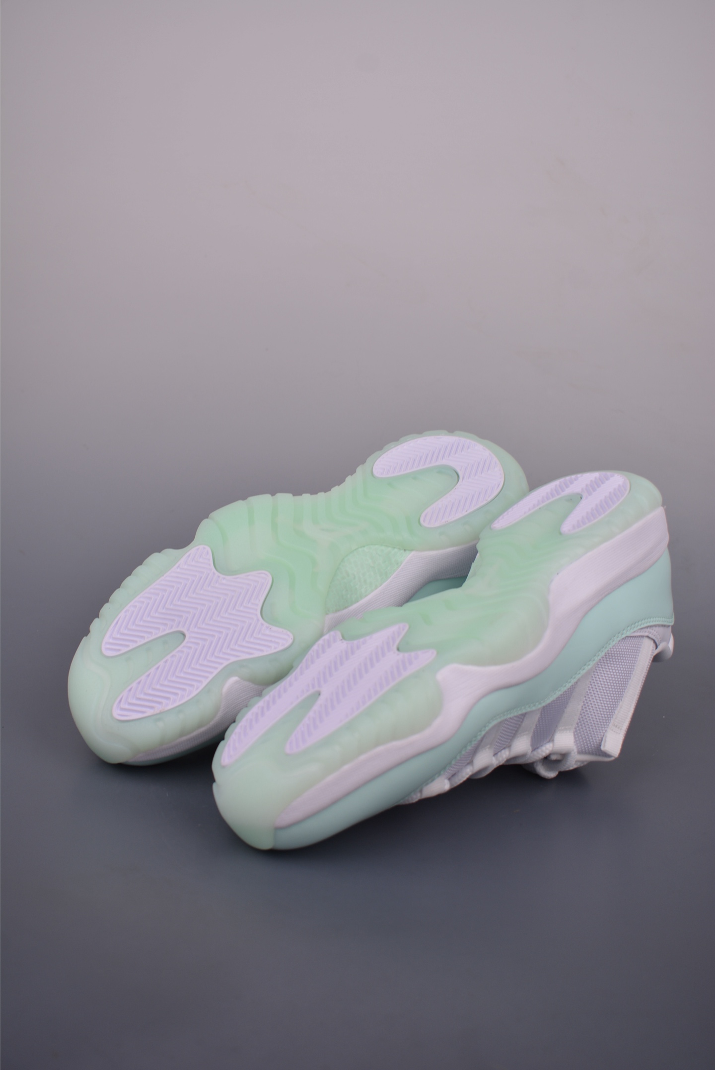 Air Jordan 11 Retro WMNS Low-Top Mint Foam - Original Quality Replica 4 i1750452152348 5049 0 2