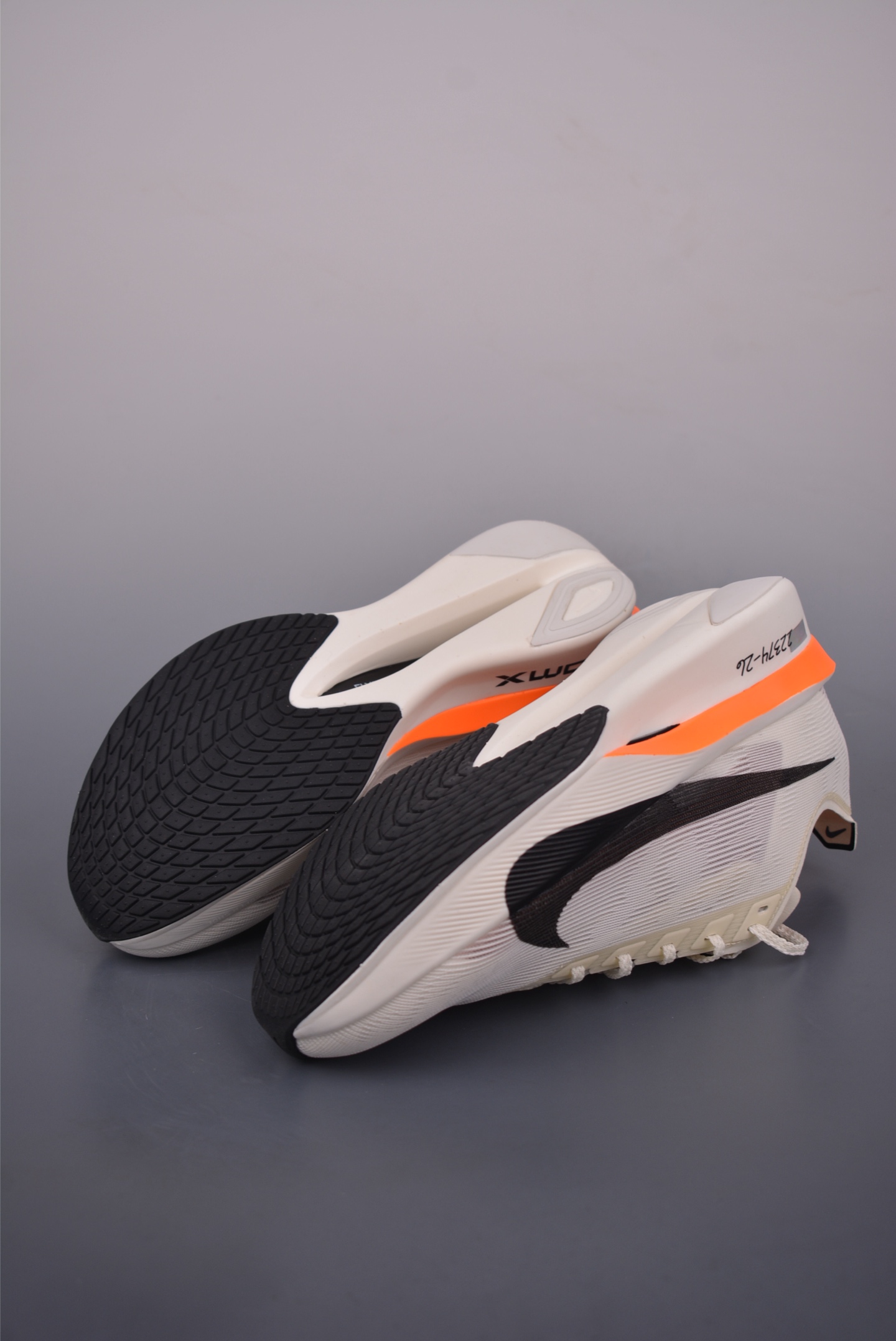 Nike ZoomX Vaporfly NEXT% Marathon Running Shoes - Enhanced Cushioning 3 i1750452235210 1274 0 2