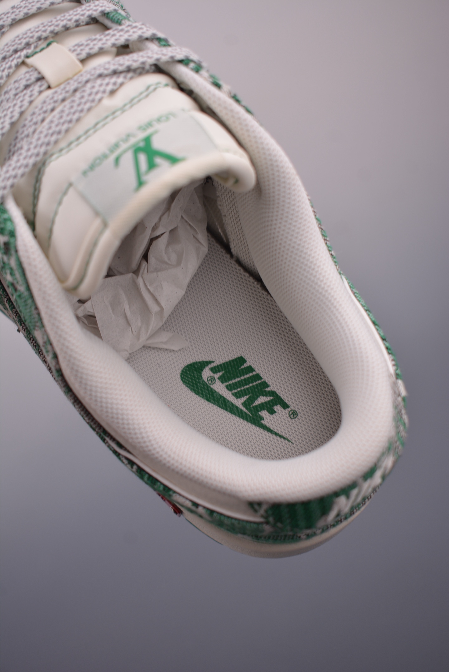 Nike SB Dunk Low Louis Vuitton Collaboration Premium Quality Sneakers 9 i1750452375276 4249 0 8