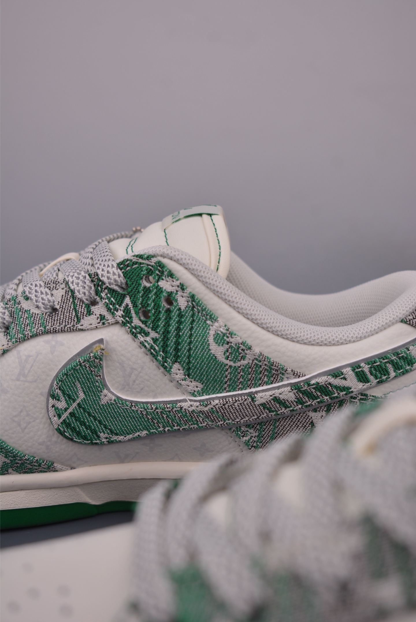 Nike SB Dunk Low Louis Vuitton Collaboration Premium Quality Sneakers 8 i1750452376590 5392 0 7