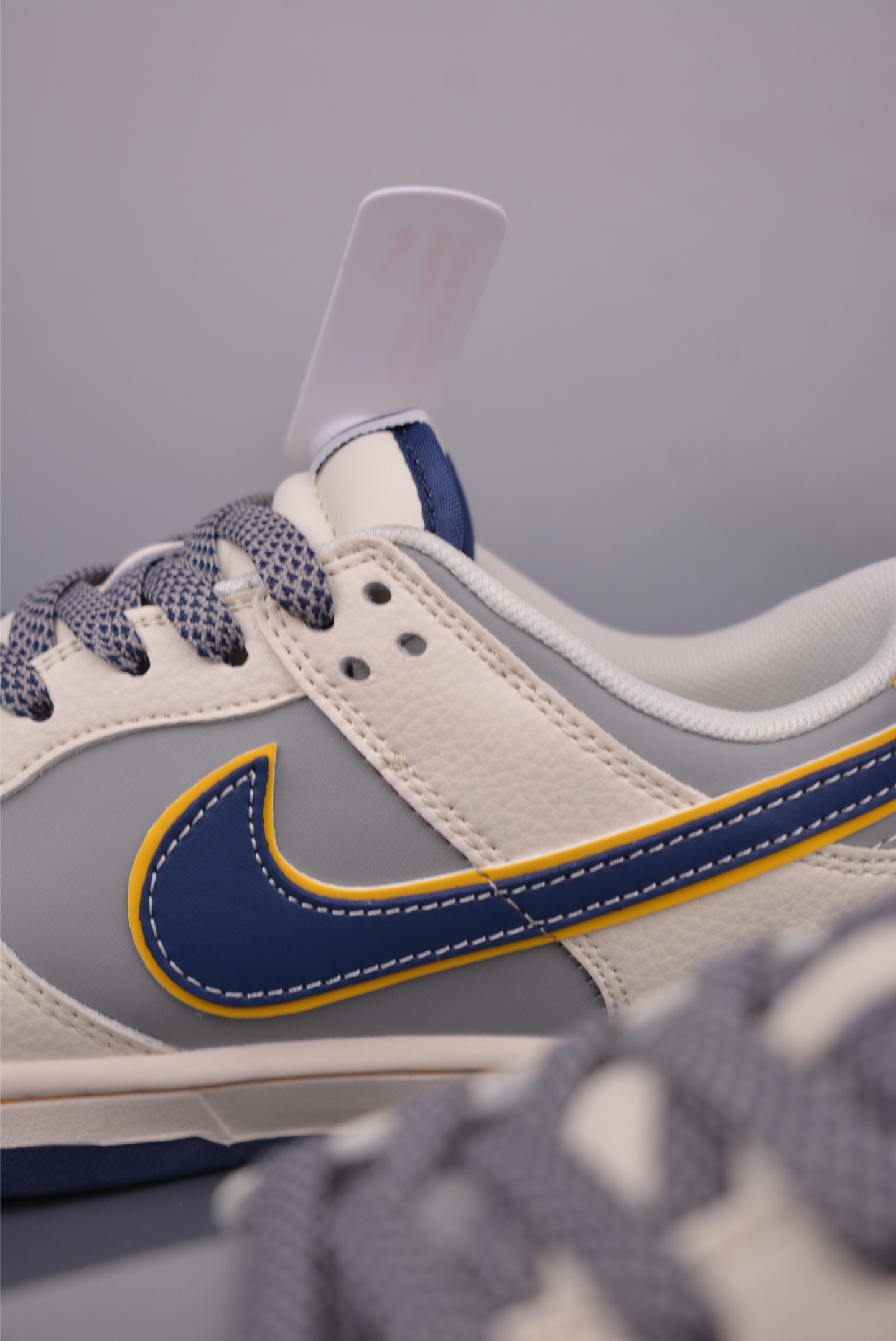 Nike SB Dunk Low Xiaomi SU7 Sneakers - Premium Quality, Perfect for Everyday Wear 8 i1750452416028 4486 0 7