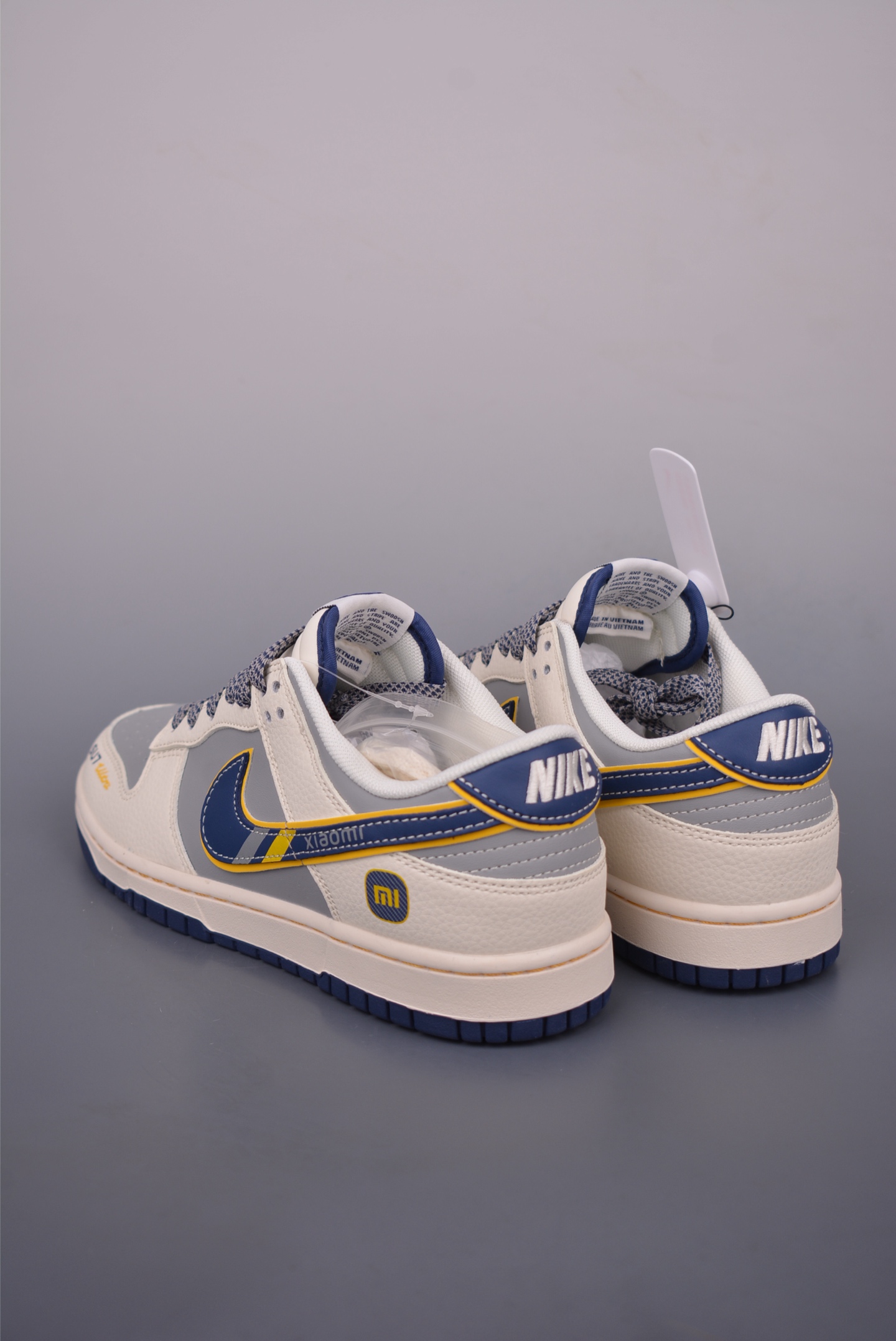 Nike SB Dunk Low Xiaomi SU7 Sneakers - Premium Quality, Perfect for Everyday Wear 2 i1750452417278 2022 0 1