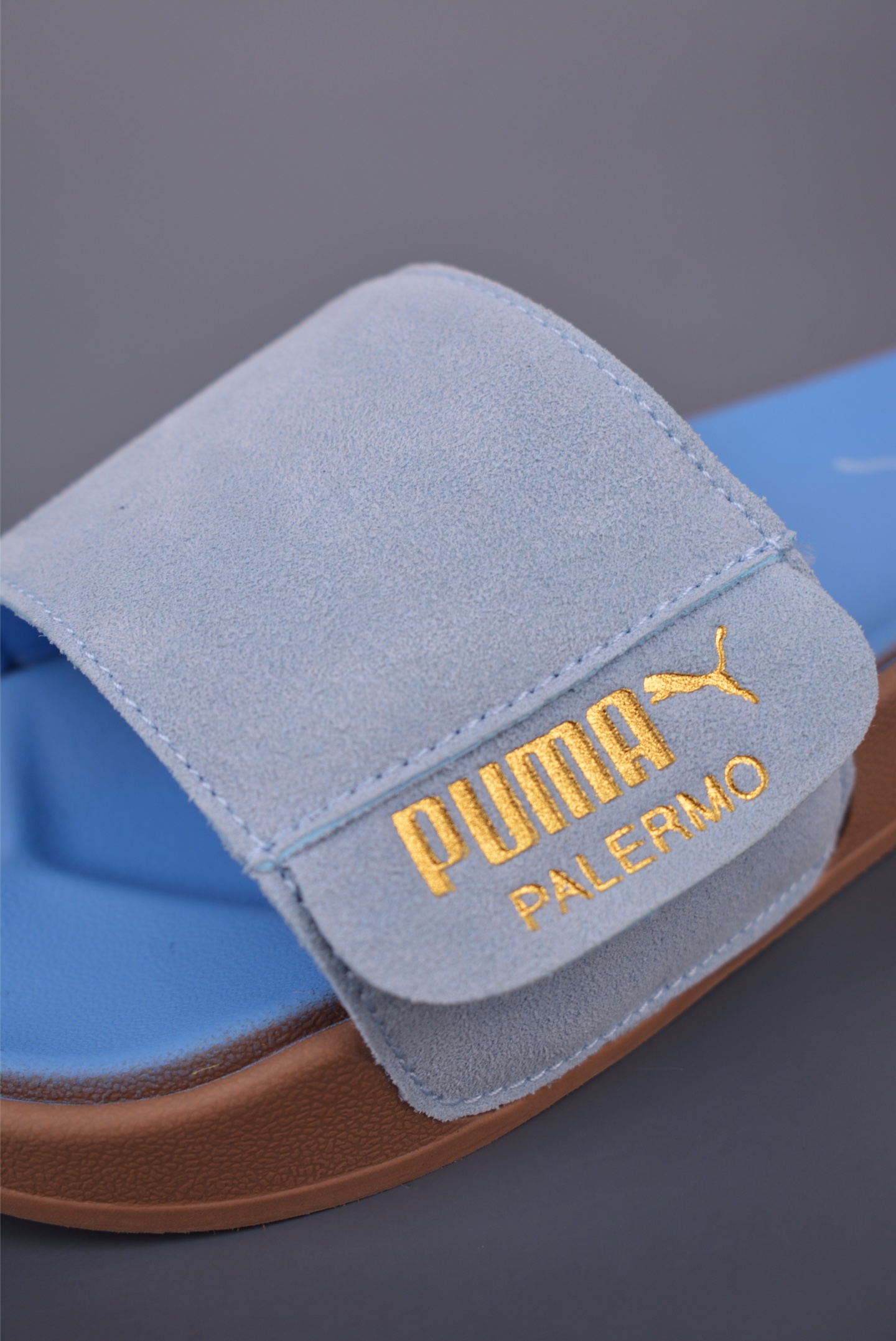PUMA Leadcat 2.0 Palermo Foil Slides - Comfort & Style for Summer 5 i1750454099992 1986 0 3