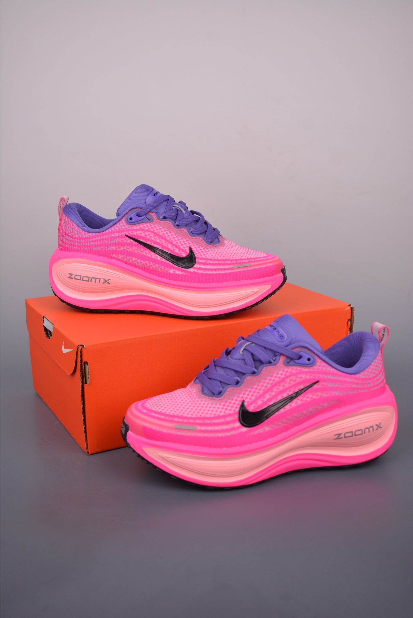 Nike Air Zoom Vomero Running Shoes - Enhanced Cushioning for Performance 5 i1750455993472 7594 0 4