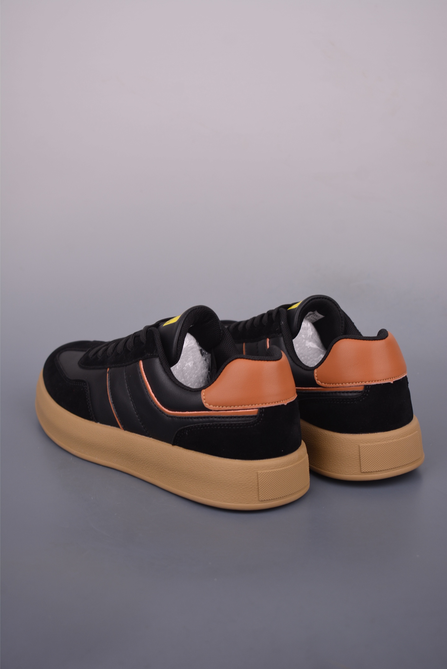 Fendi Men's Black Leather Low-Top Sneakers Lace-up Casual Shoes Size 39-44 2 i1750460229929 1592 0 1