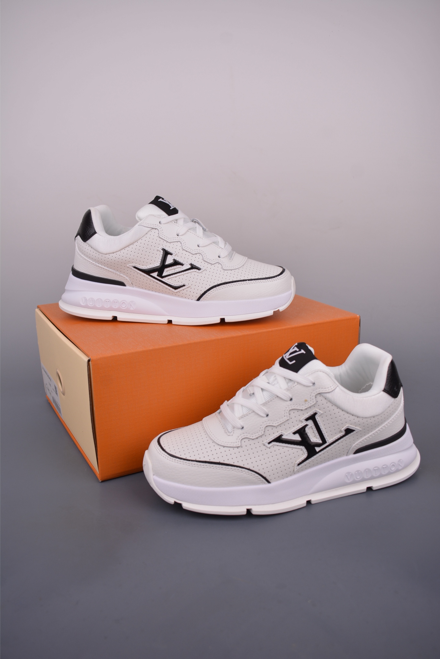 Louis Vuitton Trainer Sneaker Low White Leather,Sizes 36-45,Great Gift 5 i1750460371651 5477 0 4