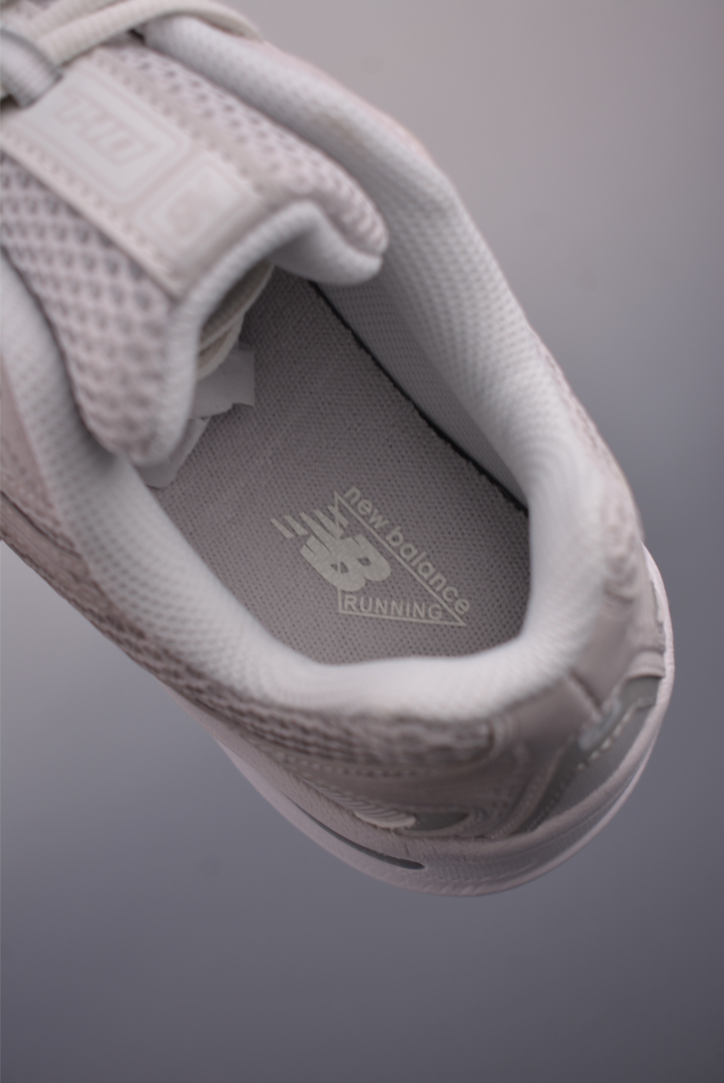 New Balance 740 Retro Running Shoes - Comfortable and Stylish Sneakers 10 i1750535942047 4062 0 8