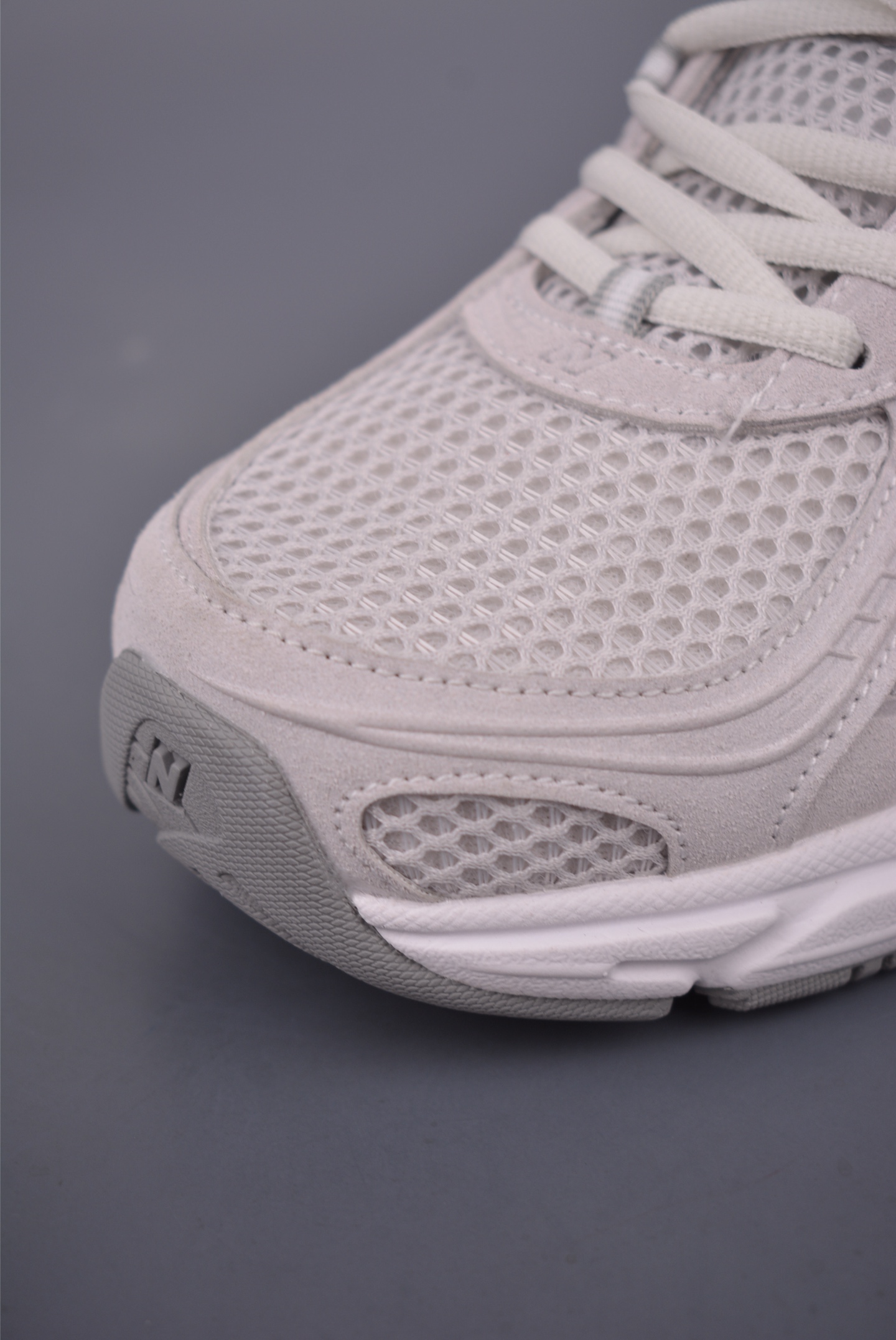 New Balance 740 Retro Running Shoes - Comfortable and Stylish Sneakers 7 i1750535948268 4288 0 5