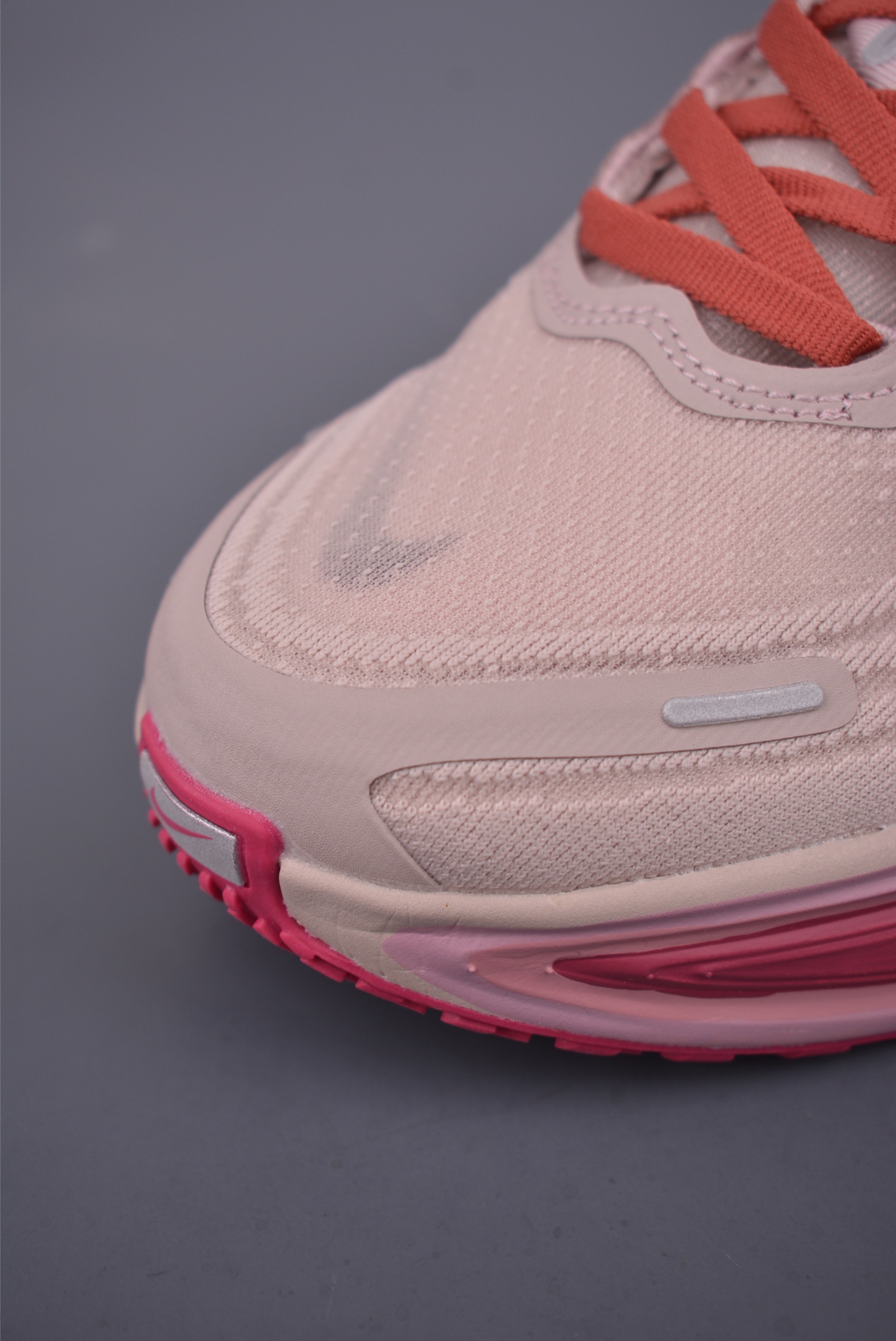 Nike Air Zoom Vomero Women's Running Shoes- Plush Comfort, Responsive Ride 6 i1750536186228 4035 0 5