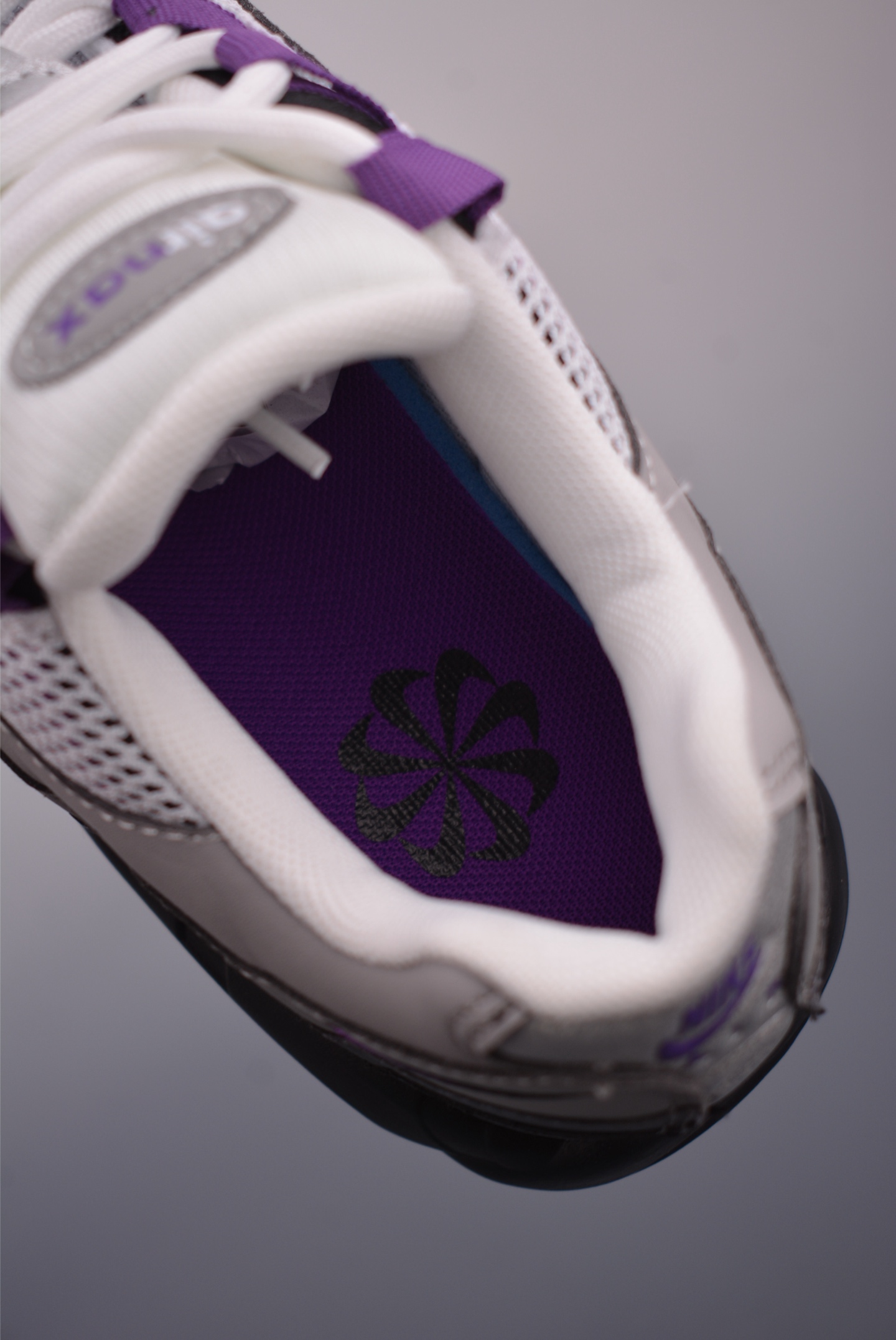 Nike Air Max 95: Iconic Style, Supreme Comfort, and Cushioning Sneaker 10 i1750536275267 3898 0 8