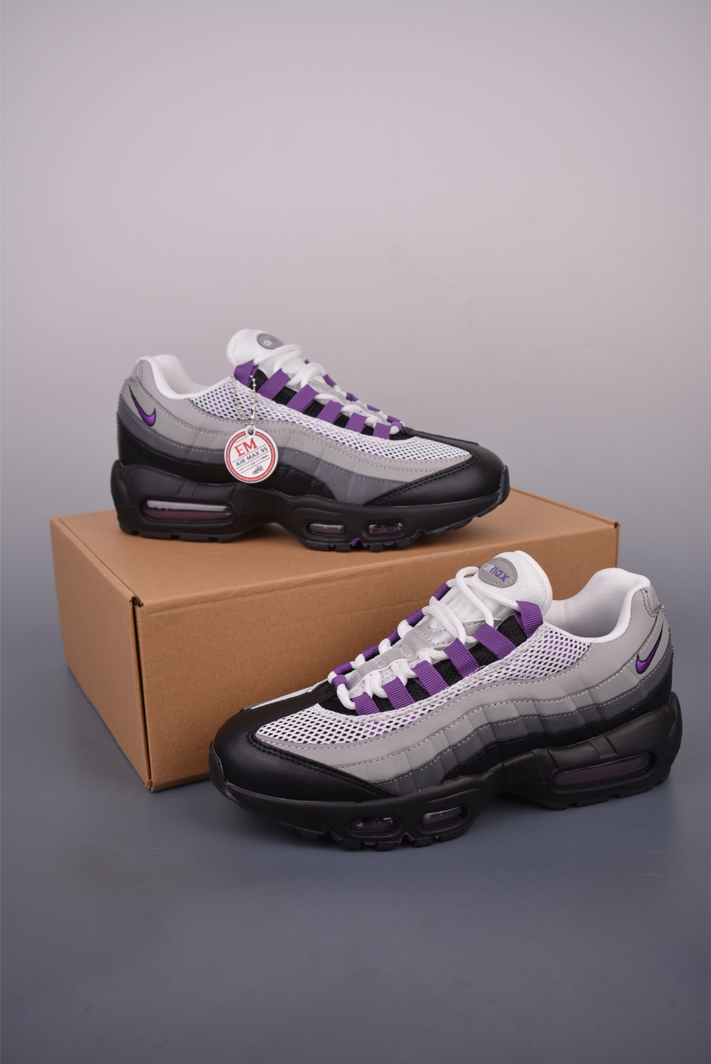 Nike Air Max 95: Iconic Style, Supreme Comfort, and Cushioning Sneaker 6 i1750536277944 6582 0 4