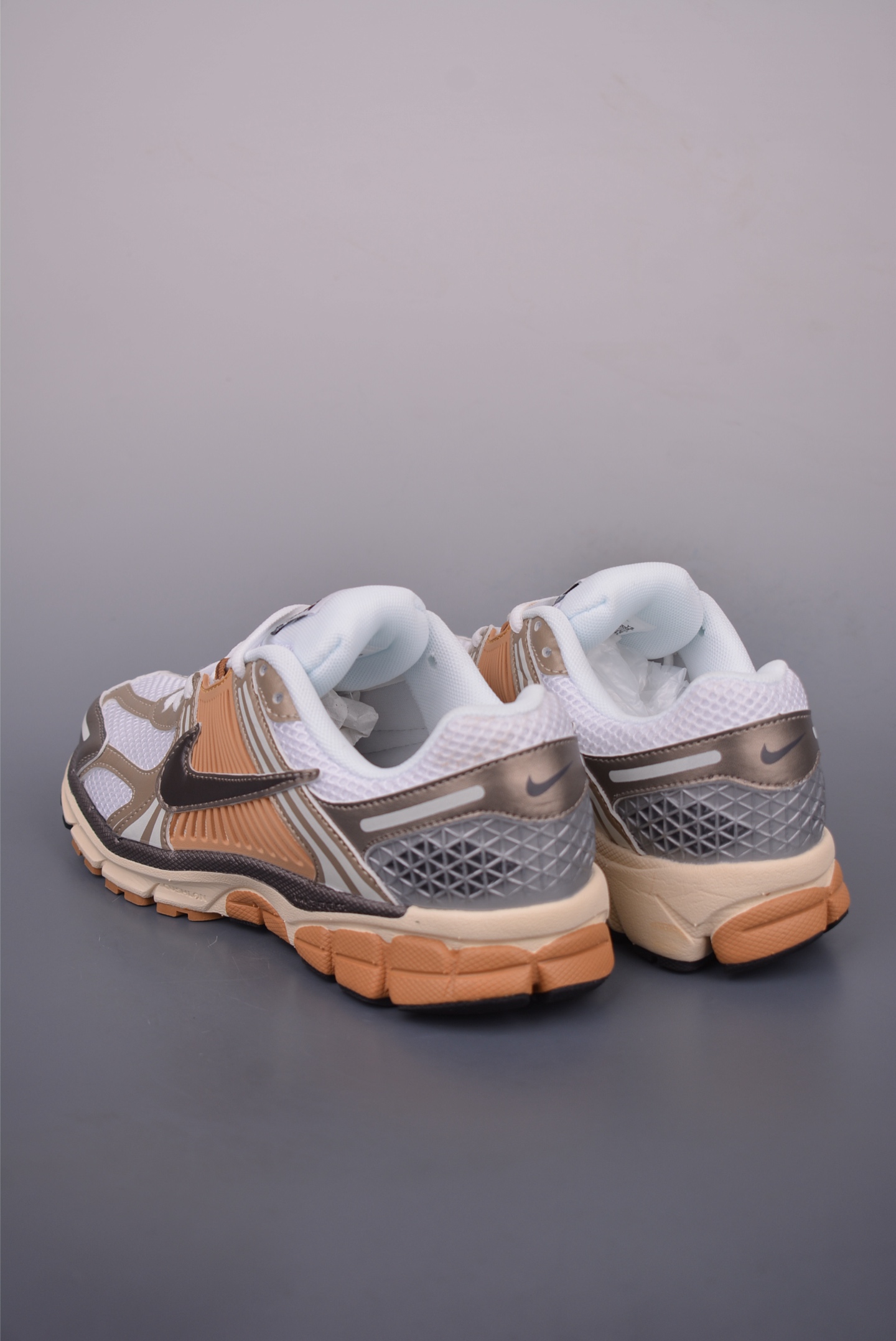 Nike Zoom Vomero 5 SP Retro Running Shoes Breathable Mesh Sneakers 3 i1750536373218 218 0 1