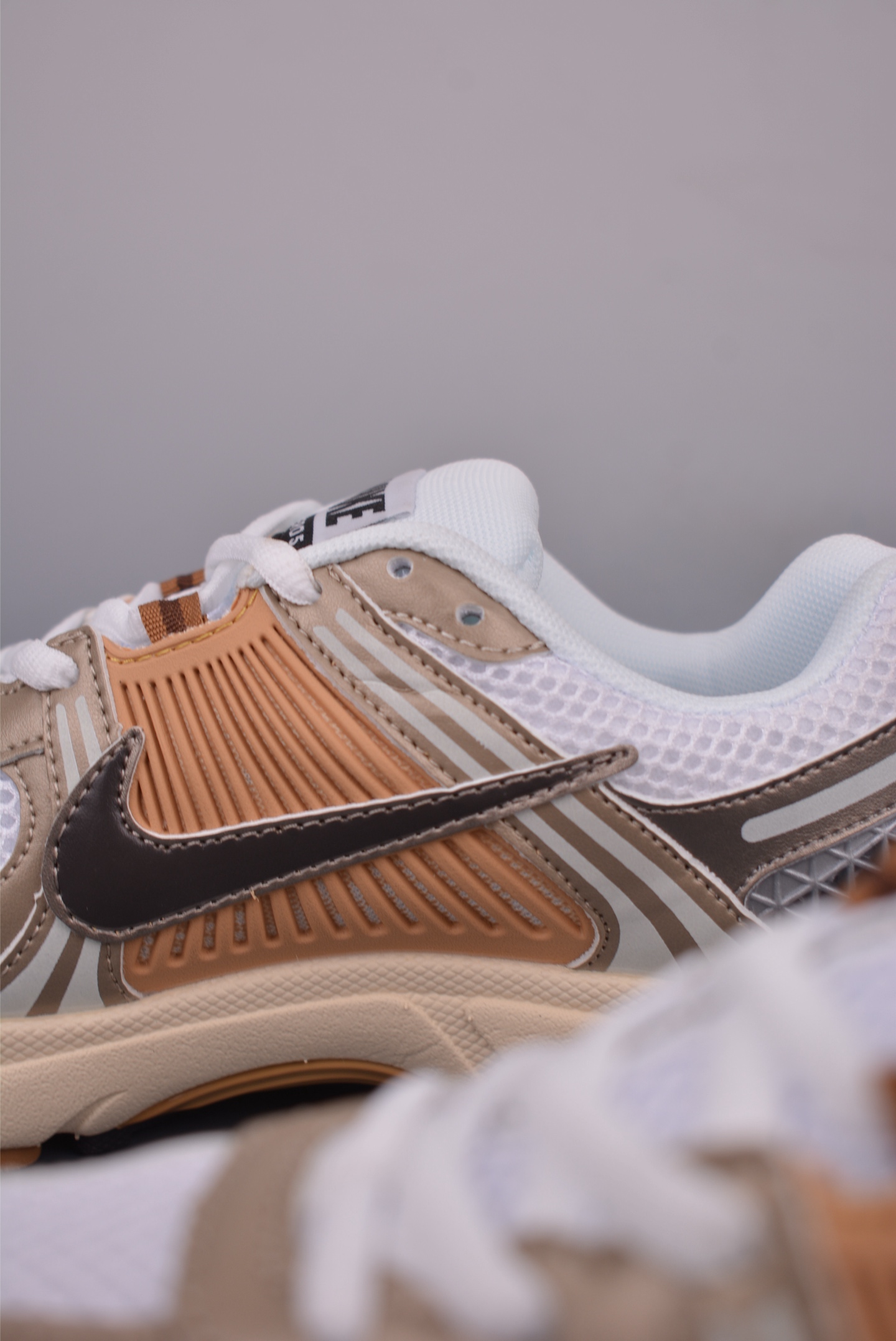 Nike Zoom Vomero 5 SP Retro Running Shoes Breathable Mesh Sneakers 9 i1750536377065 6933 0 7