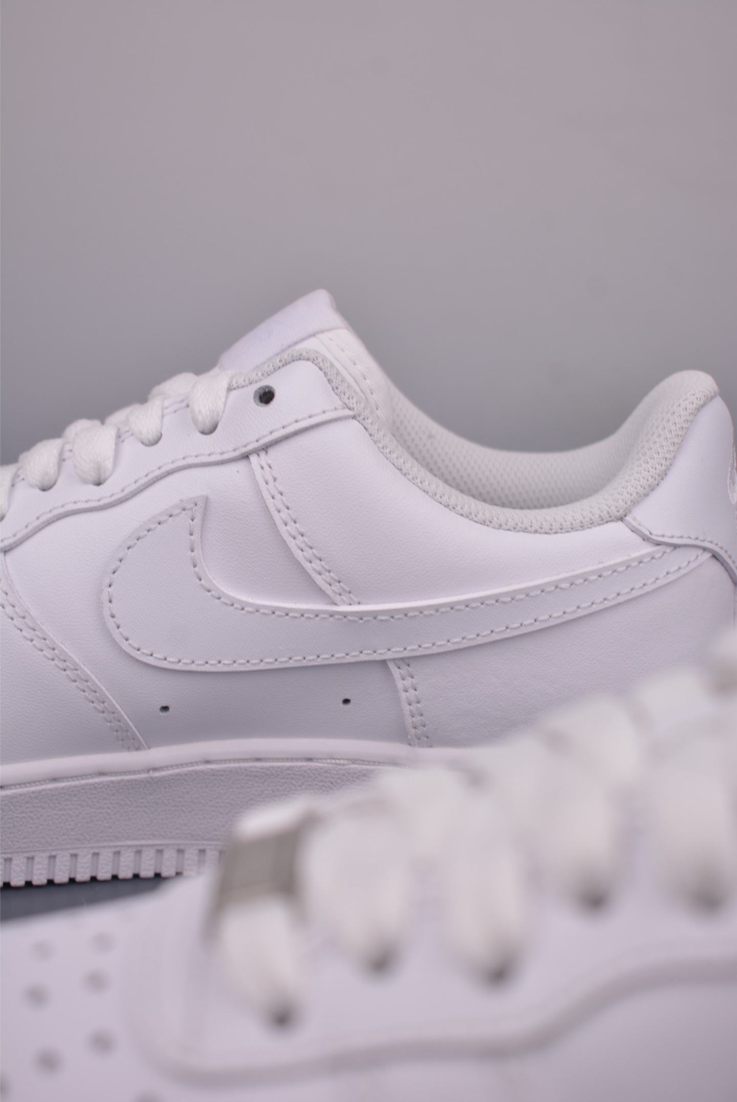 Nike Air Force 1 Low White Retro Basketball Shoes for Men and Women 9 i1750536444206 8683 0 7