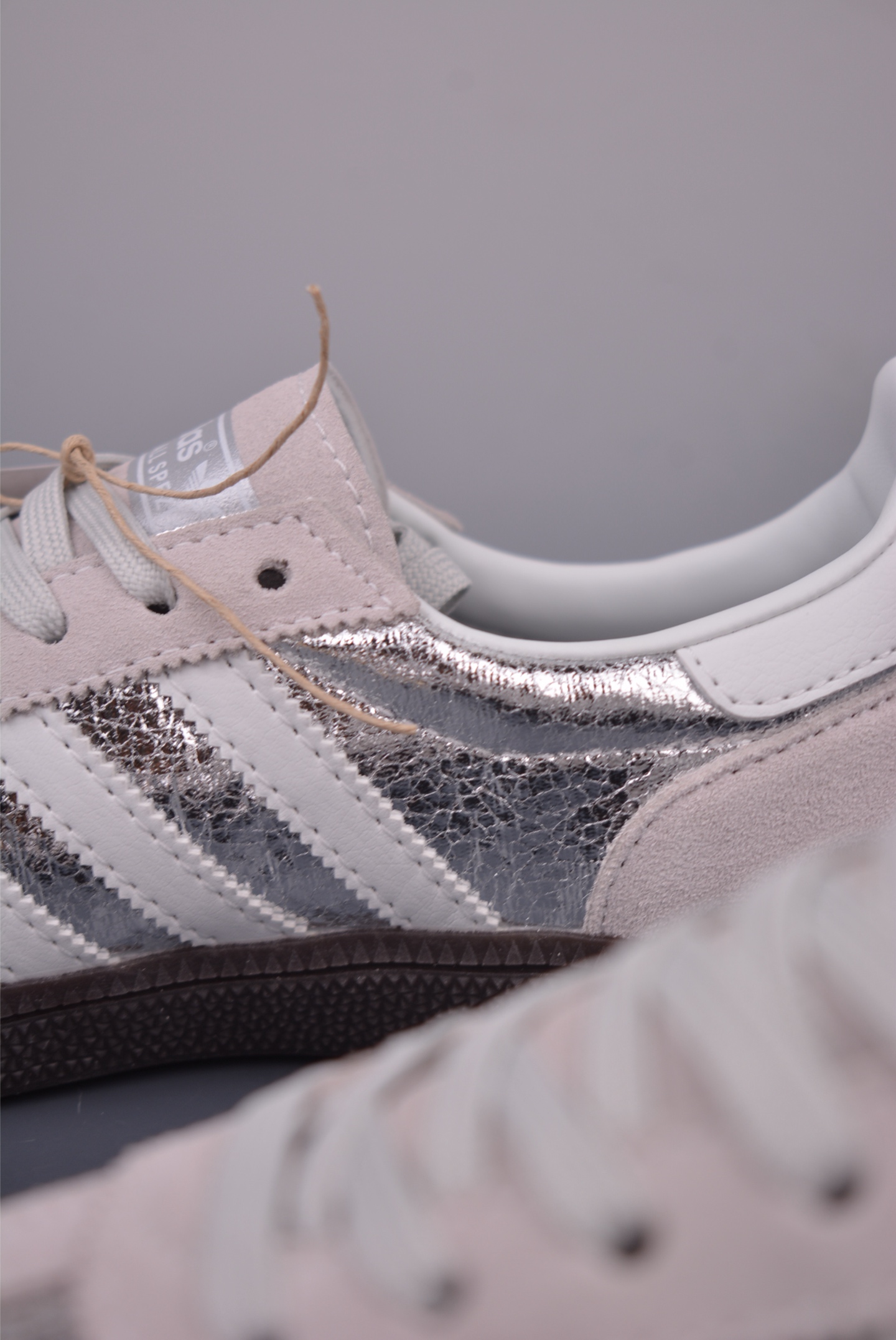 Adidas Handball Spezial Classic Retro Casual Sneakers - Suede Upper, Durable Sole 9 i1750536686081 2592 0 7
