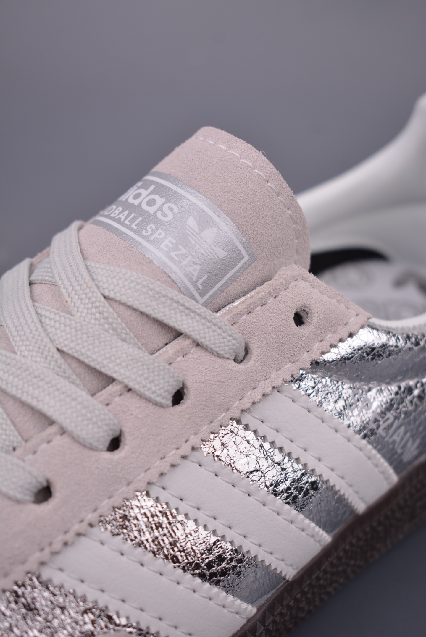 Adidas Handball Spezial Classic Retro Casual Sneakers - Suede Upper, Durable Sole 8 i1750536686129 4073 0 6