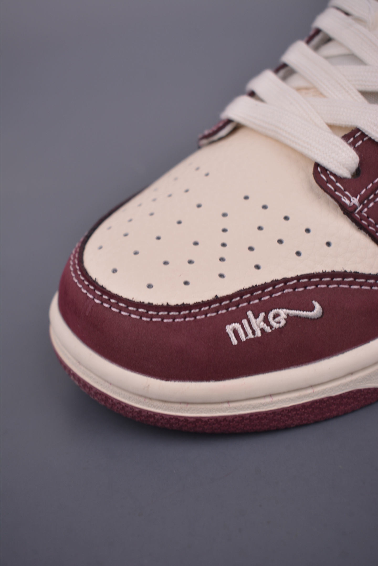 Nike SB Dunk Low Supreme Collab - Premium Quality & Exclusive Design 7 i1750541063747 7049 0 5