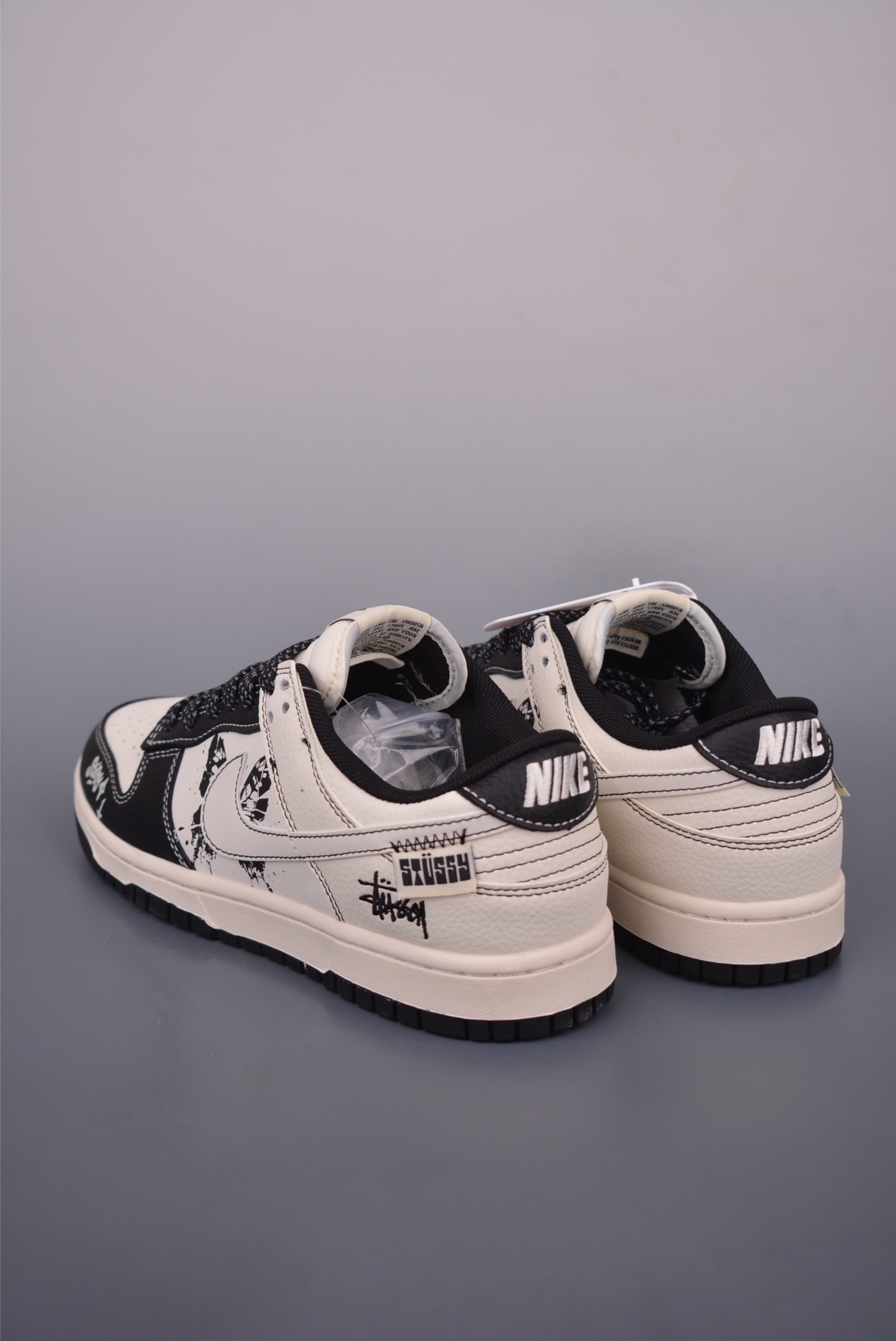 Nike SB Dunk Low Stussy Collab - Premium Leather, Unique Design 3 i1750541196281 6486 0 1