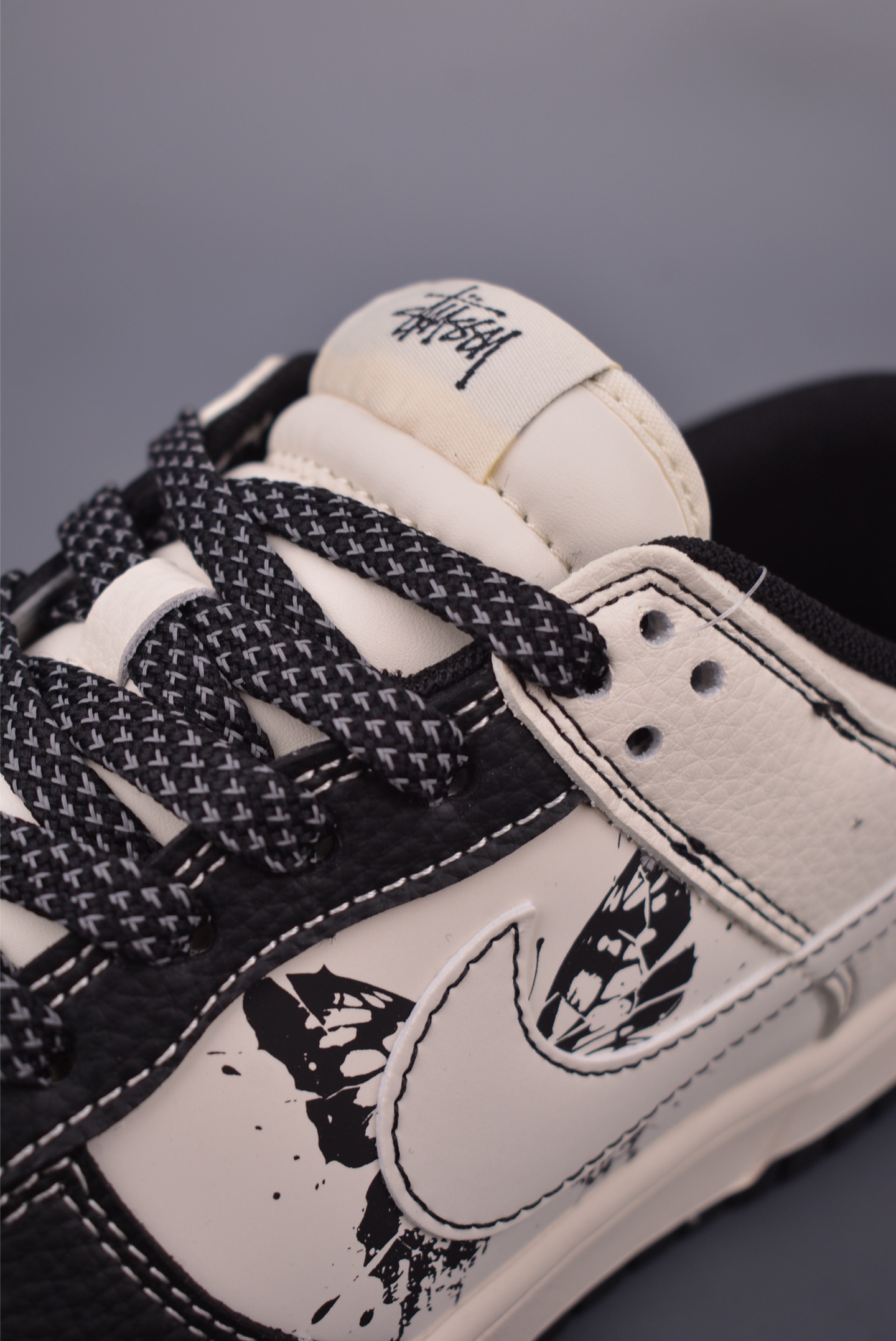 Nike SB Dunk Low Stussy Collab - Premium Leather, Unique Design 8 i1750541197501 6271 0 6