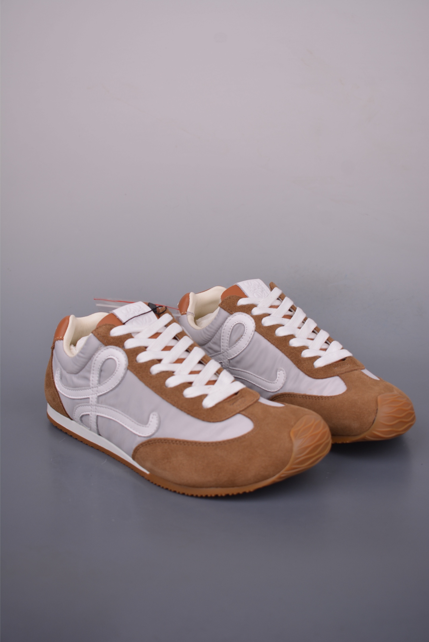 Loewe Ballet Runner Sneakers - Retro Style, Comfortable and Chic 1 i1750545395346 5075 0 0