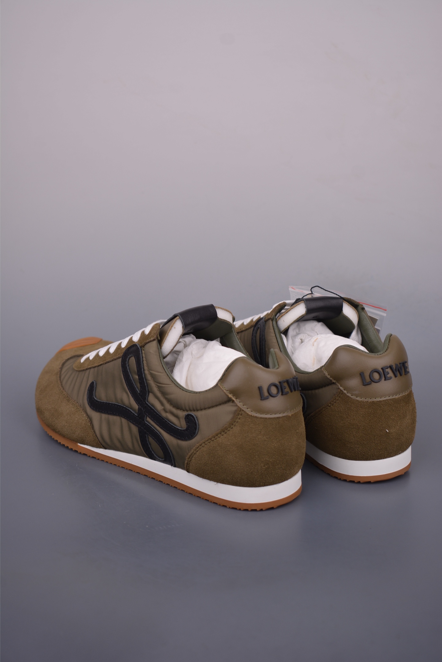 Loewe Ballet Runner Sneakers, Retro Style, Comfortable and Lightweight Shoes 2 i1750545424006 4512 0 1