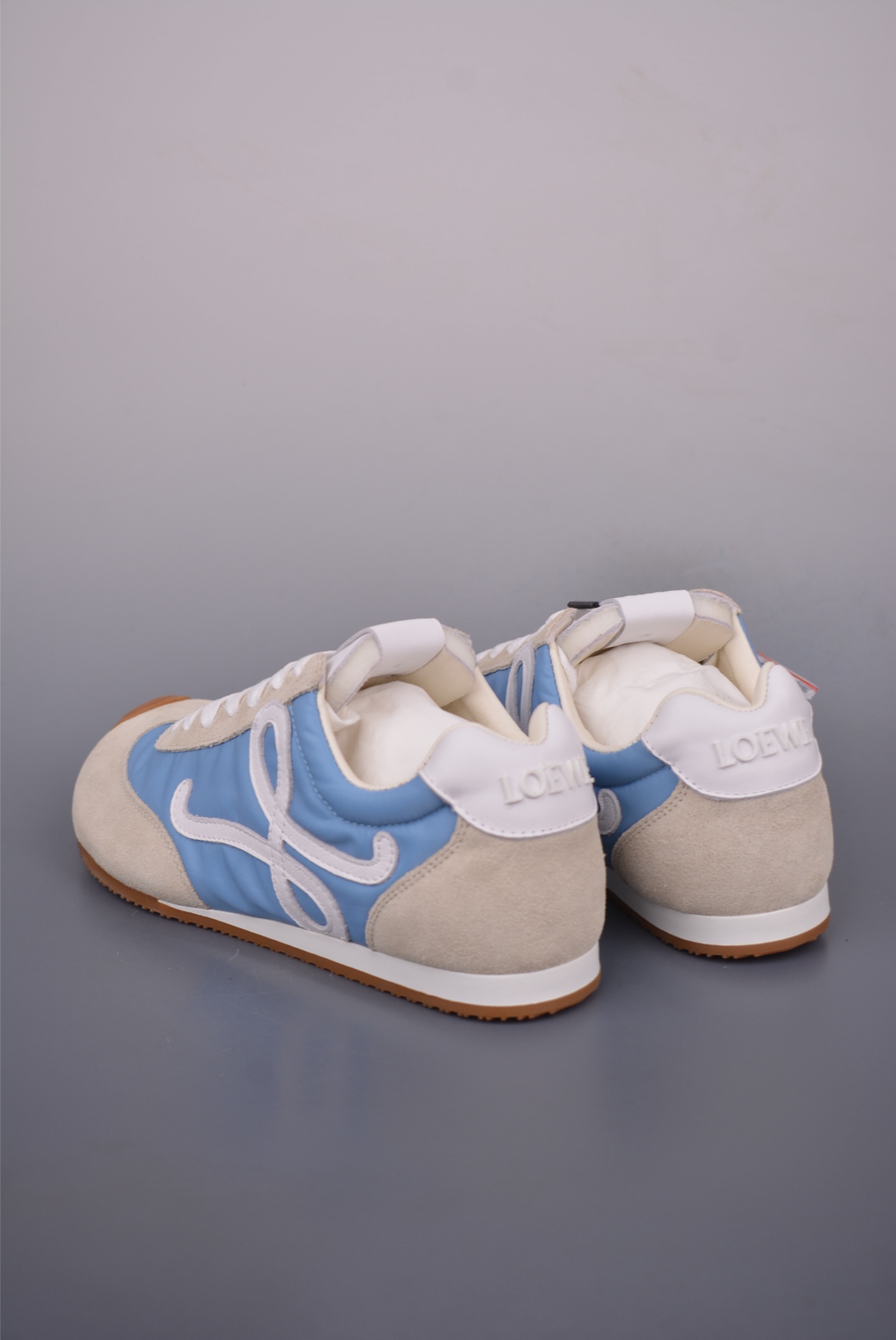 Loewe Ballet Runner Sneakers - Retro Style, Comfortable & Lightweight 2 i1750545546959 89 0 1