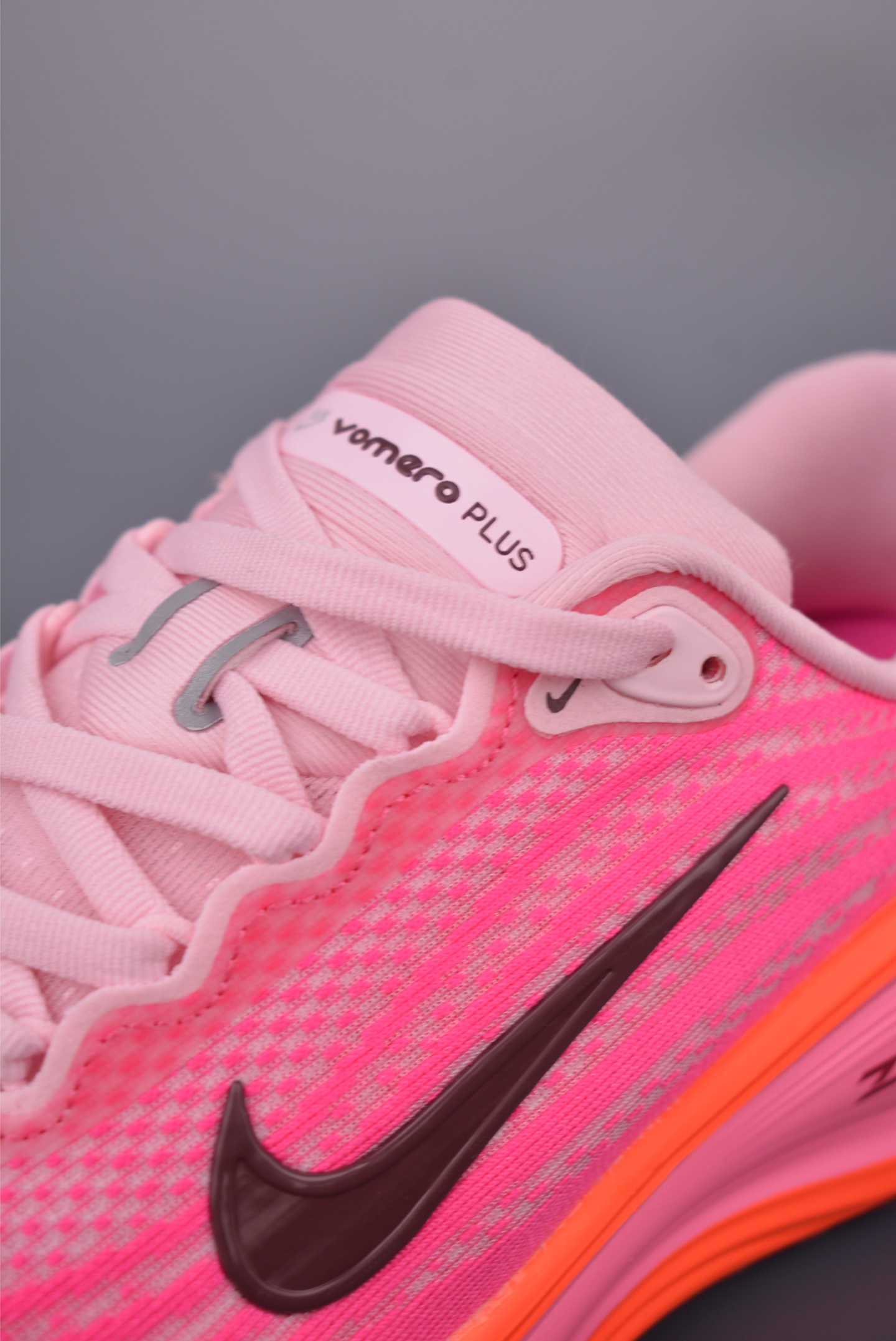 Nike Air Zoom Vomero PLUS Women's Running Shoes - Pink/Orange, Sizes 36-40 8 i1750627388808 742 0 6
