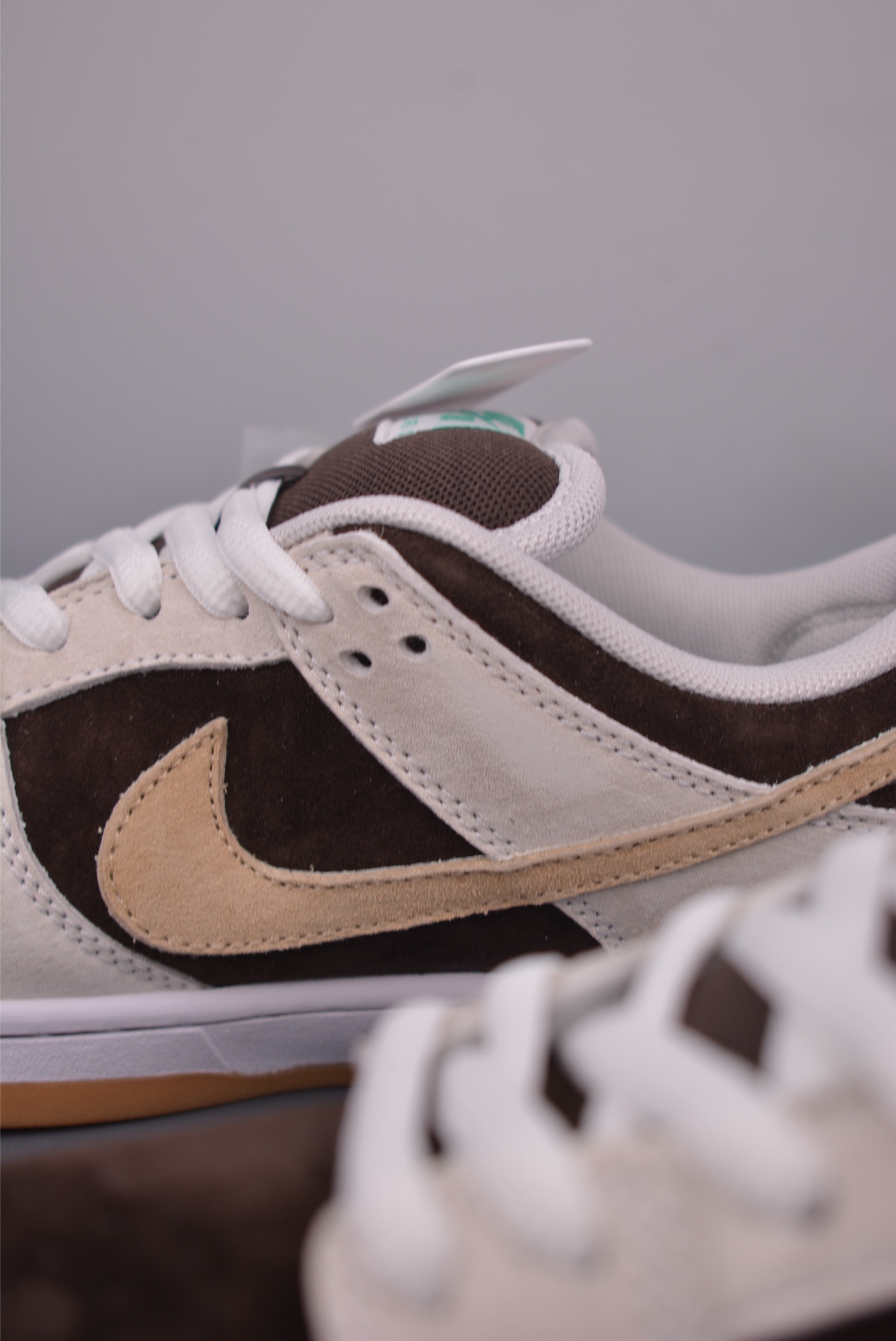 220 Nike SB Dunk Low 冰咖男孩 HF3704-001