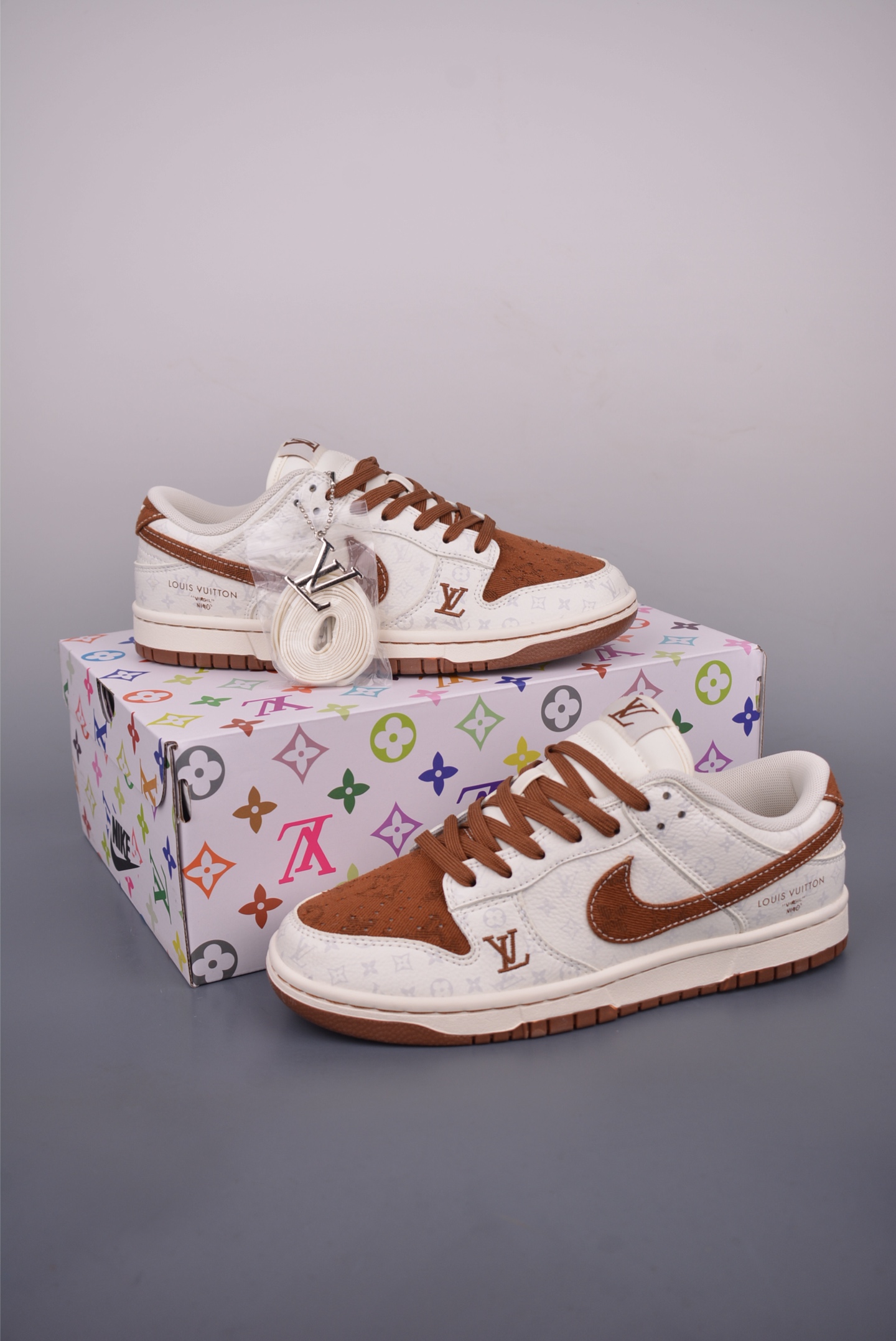 280 Nike SB Dunk Low LV联名 SC9772-806