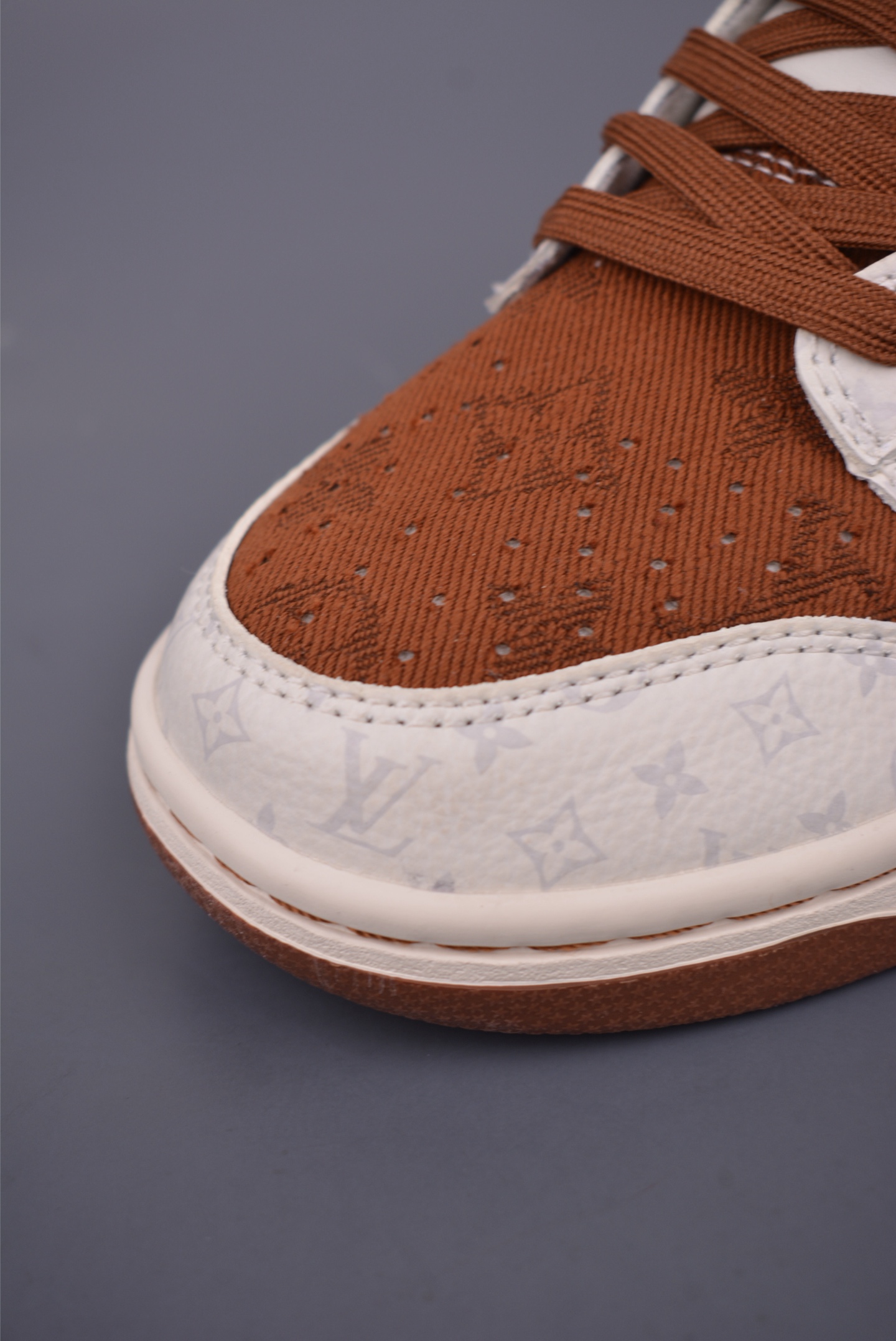 280 Nike SB Dunk Low LV联名 SC9772-806