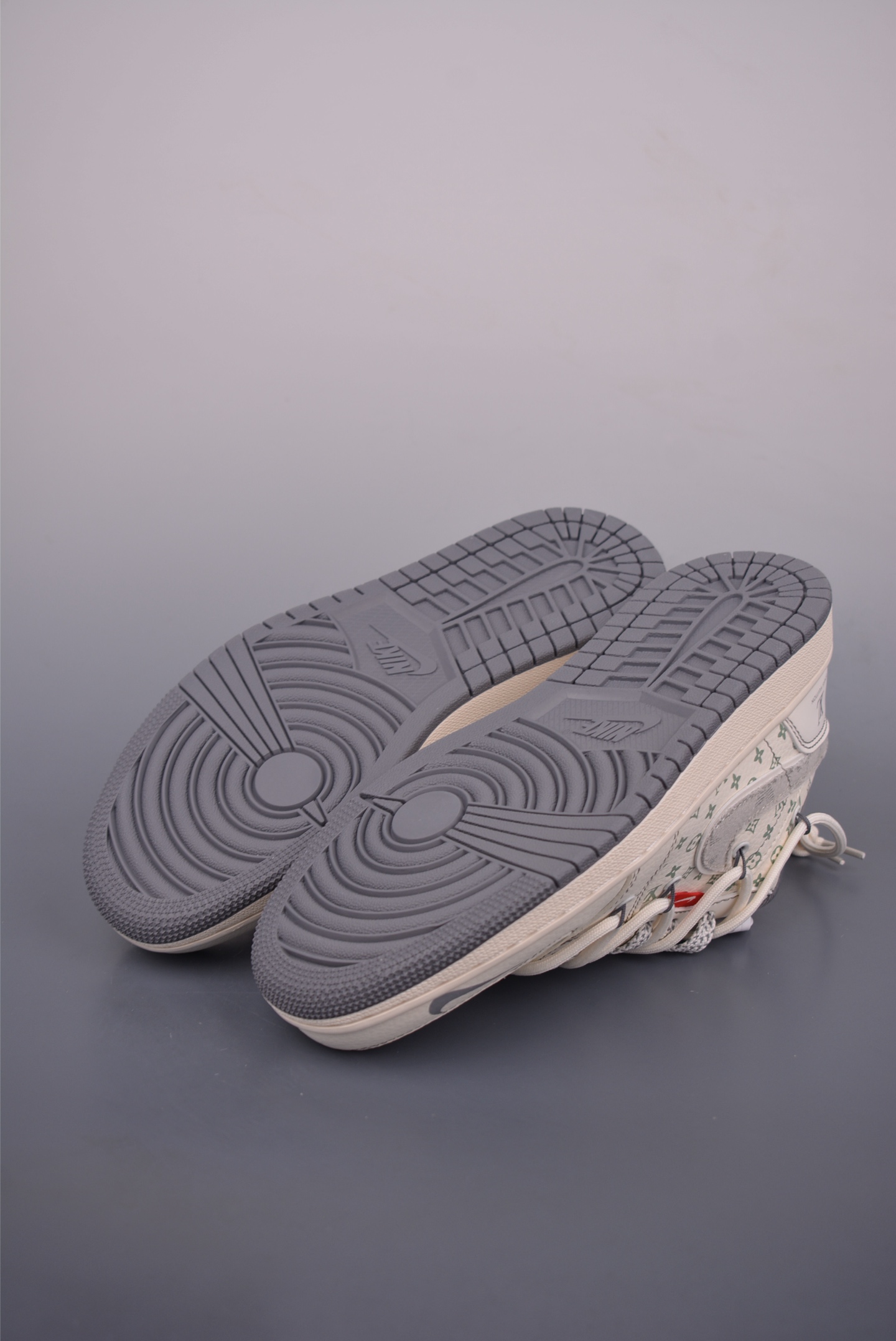 300 纯原大厂出品 极力推荐 LV联名 解构绑带 定制鞋盒 YX5066-357