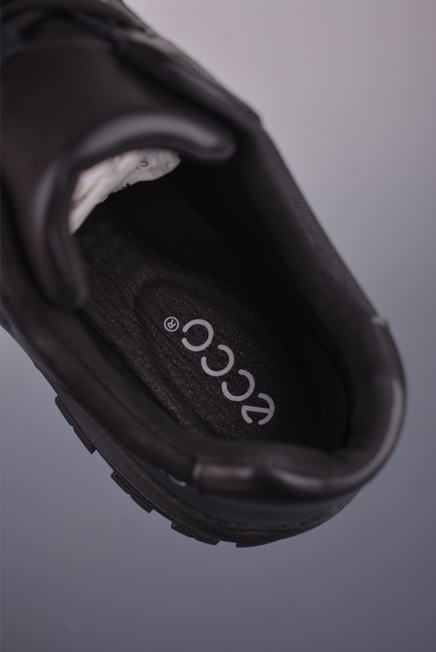 280 Ecco爱步男鞋2025年新款 拼接板鞋拼色 889988