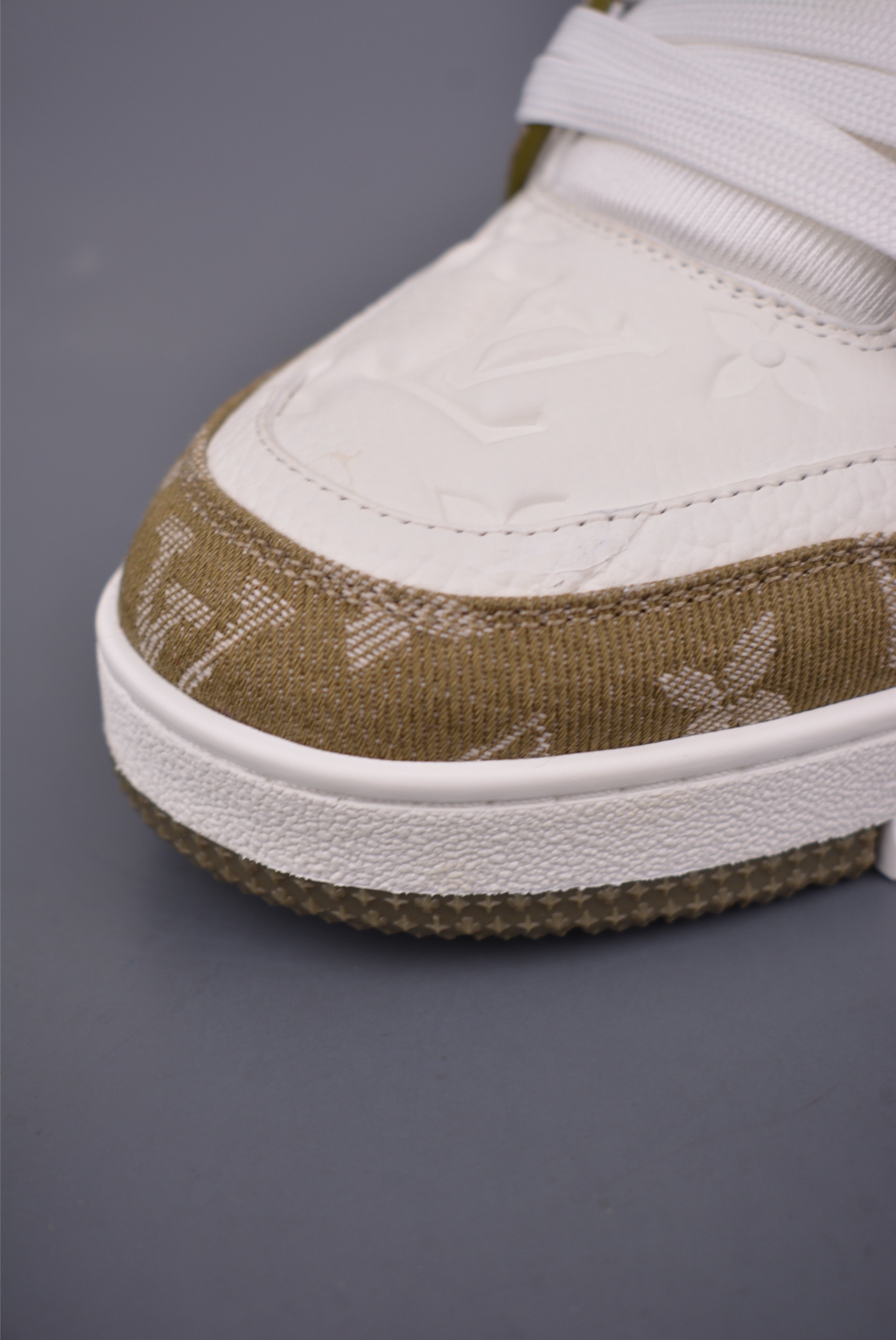 Louis Vuitton Trainer Limited Edition Sneakers, Latest Colorway, Perfect Fit 6 i1750628951513 6244 0 5