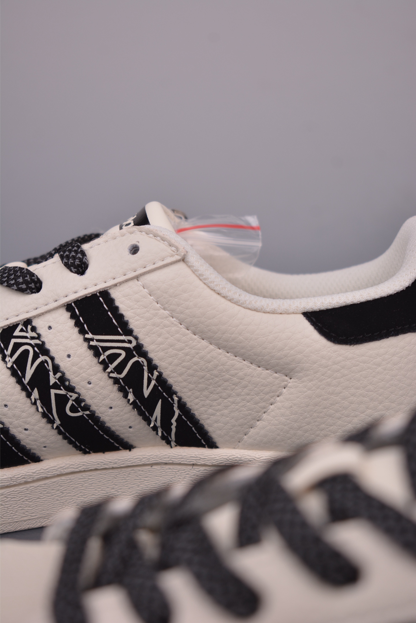 Adidas Originals Superstar 2025 x Stussy Collaboration White Black Shoes 8 i1750628996675 9760 0 7