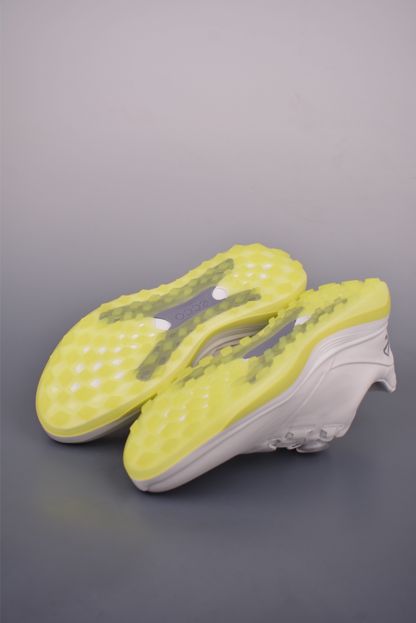 320 ECCO爱步老爹鞋男士夏季新款 飞织网面百搭潮流户外运动鞋 132274