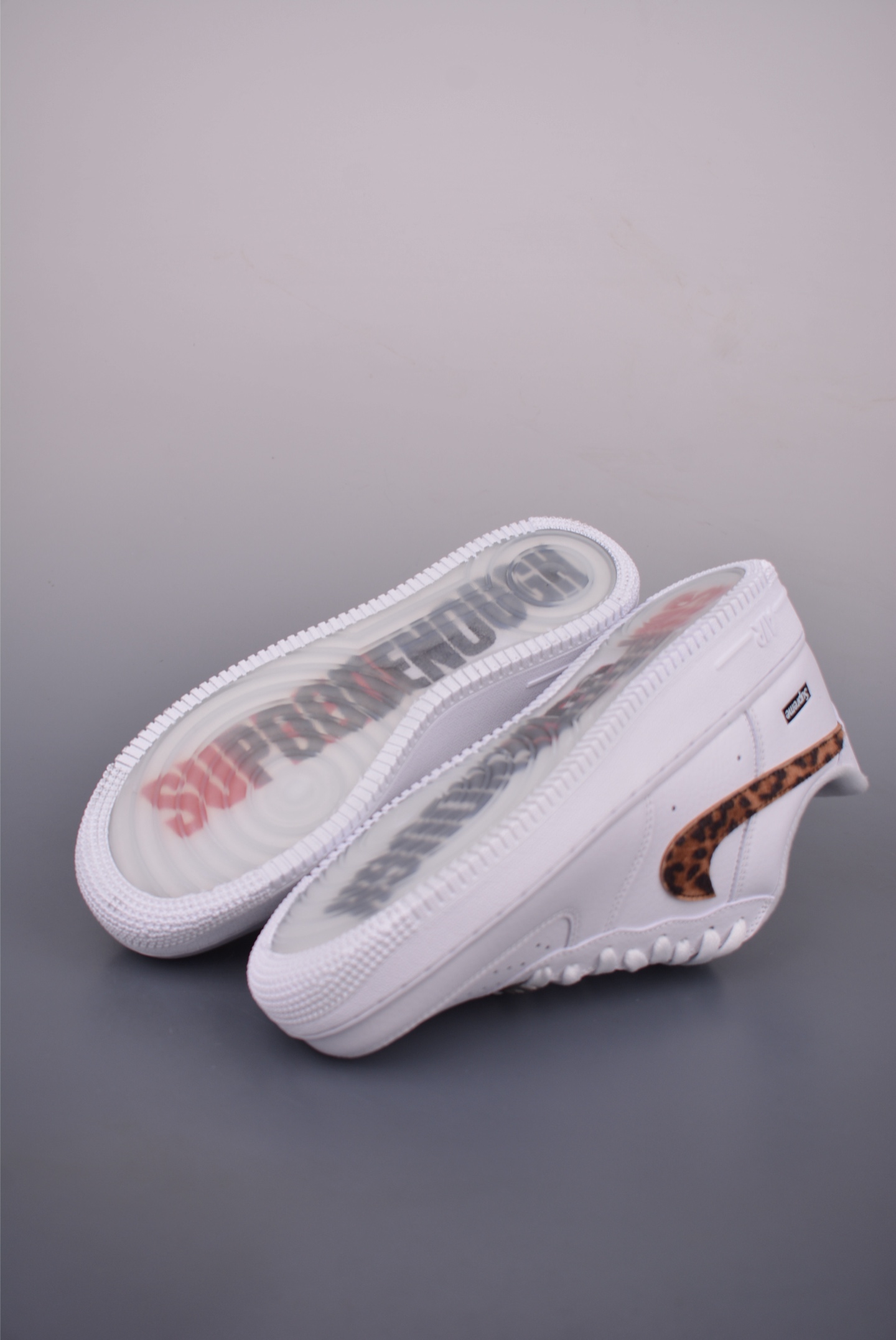 Nike Air Force 1 Low Supreme Collab - Premium Quality, Iconic Style 3 i1750716279721 2331 0 2