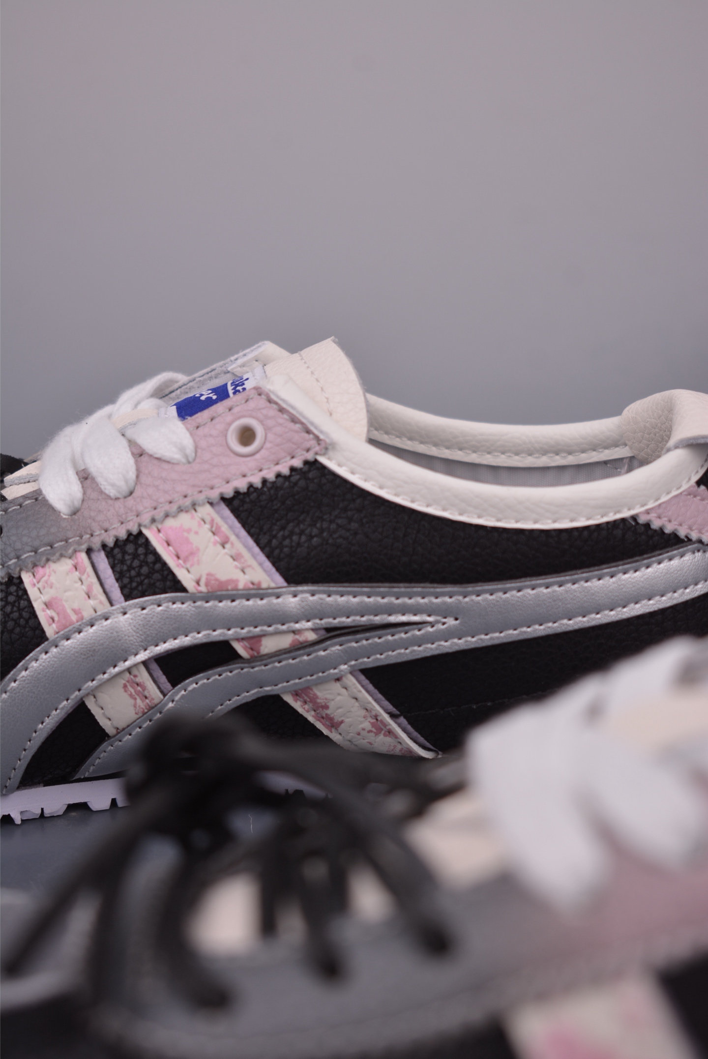 Onitsuka Tiger Mexico 66 Platform Leather Sneakers, Stylish Comfort 8 i1750717110623 764 0 7