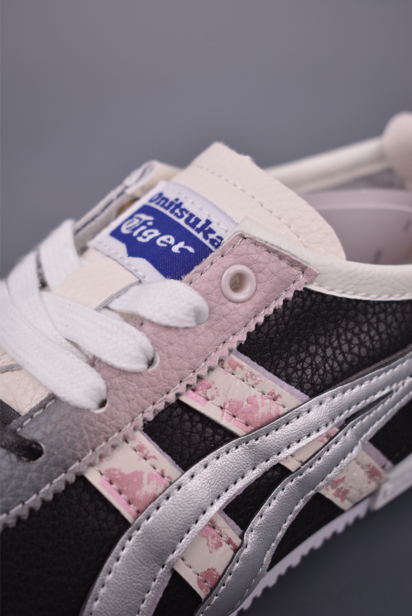 Onitsuka Tiger Mexico 66 Platform Leather Sneakers, Stylish Comfort 7 i1750717112029 3851 0 6