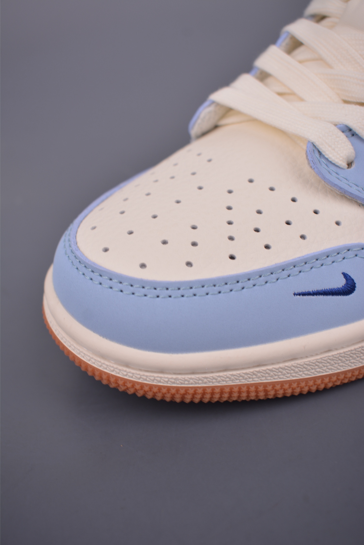 280 Fragment x Travis Scott x 暴力熊 Air Jordan 1 Low 三方联名倒钩 ZH2598-164