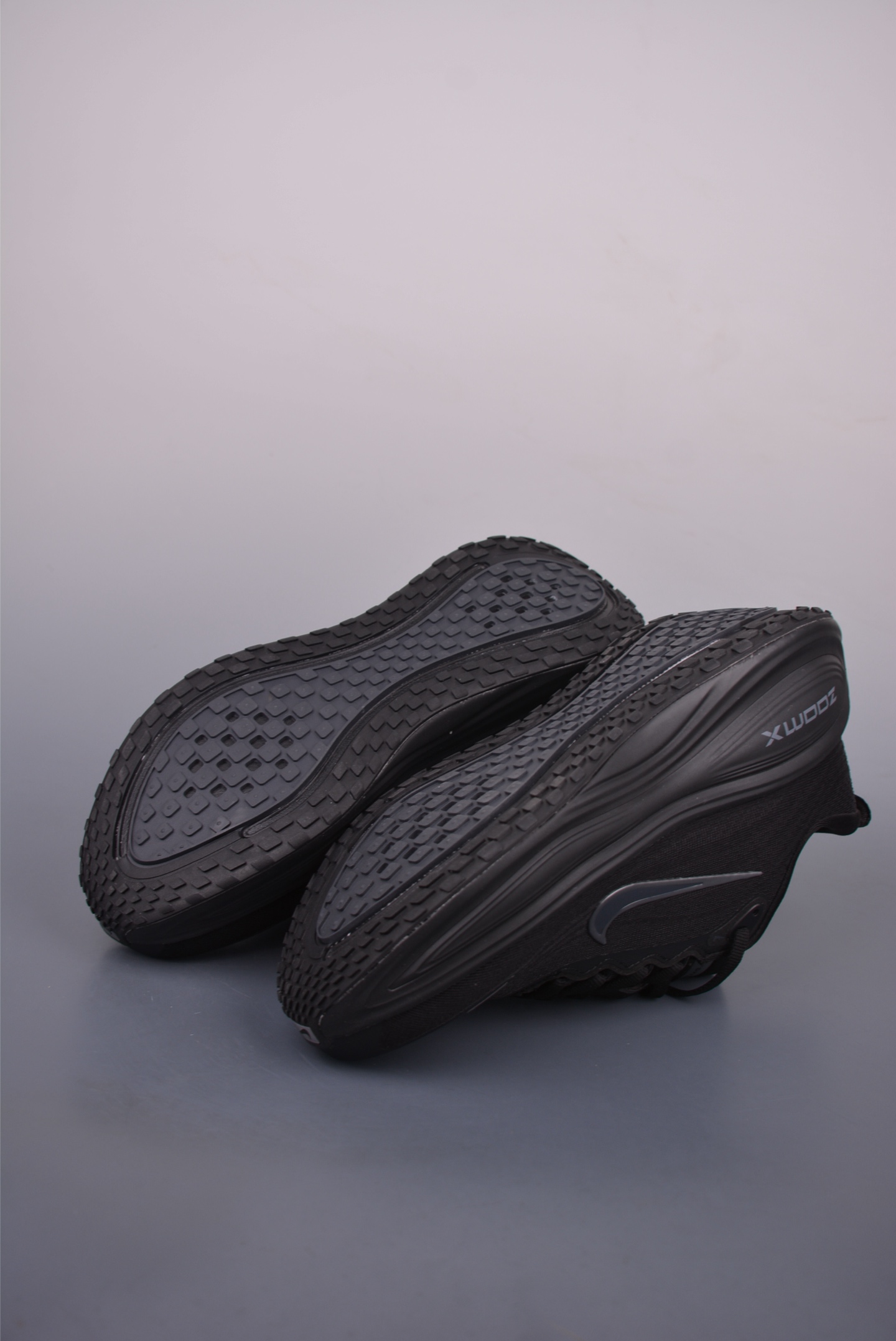 200 Nike Air Zoom Vomero PLUS 纯原版本 运动跑鞋 HV8150-003-Chinese UA Cheap High Quatity Brand Clothes Bags handbags Sneakers wholesale wholesaler seller from China Factory suppliers Fashion Clothing Shoes best Quality Beautiful Price 200 Nike Air Zoom Vomero PLUS 纯原版本 运动跑鞋 HV8150-003