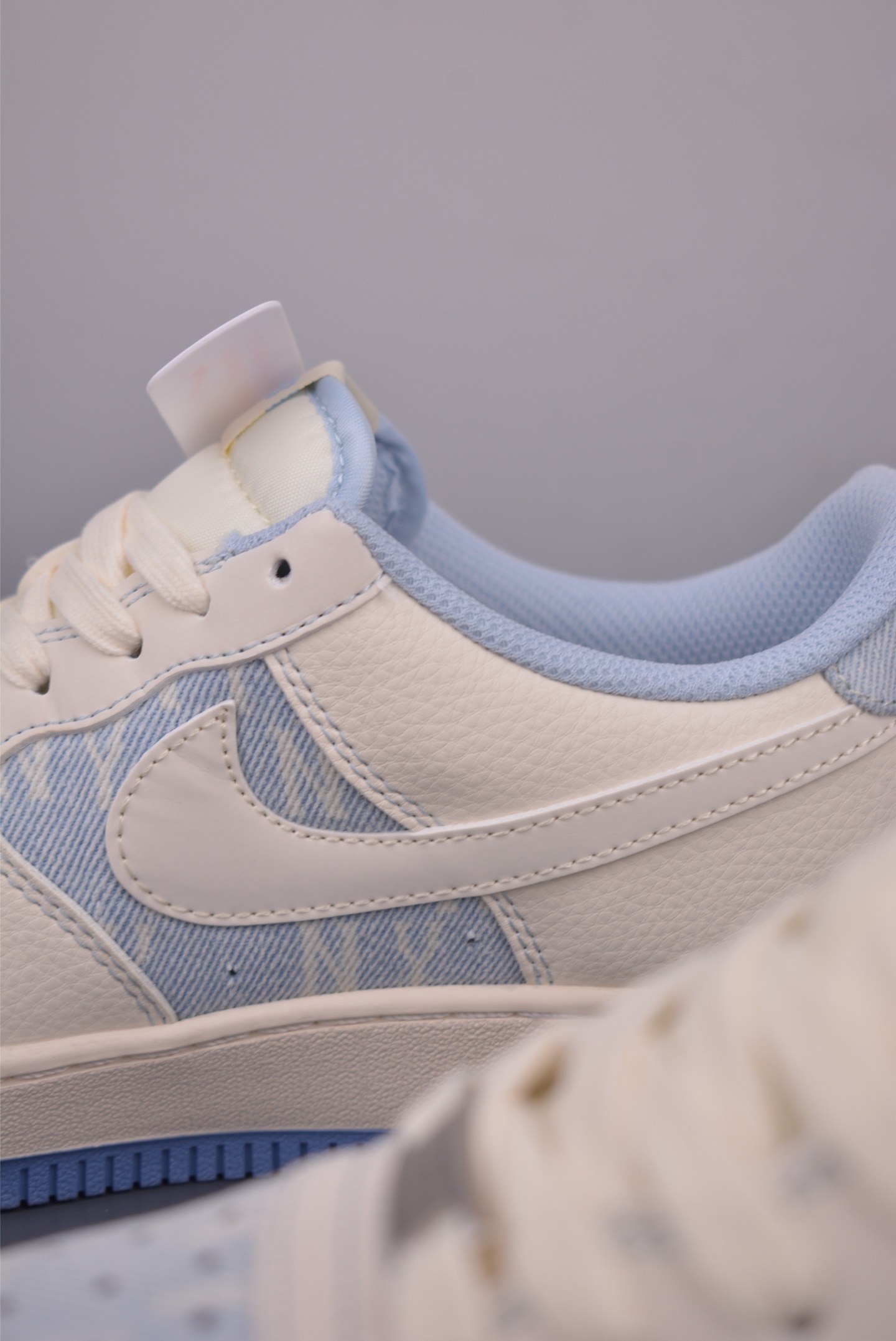 Nike Air Force 1 Low MLB Edition Sneakers - Premium Comfort & Style 8 i1750797416381 9798 0 7