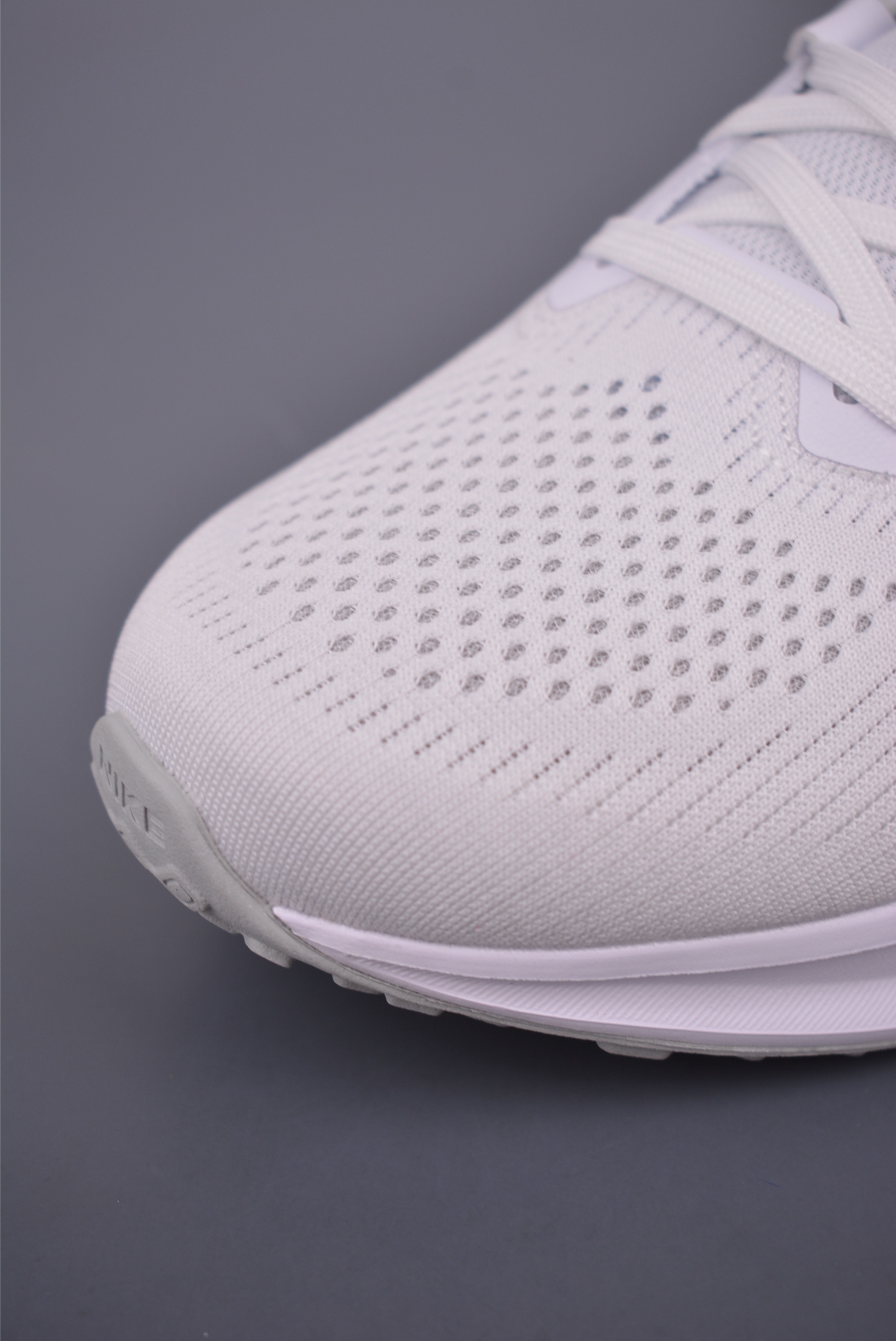 170 Nike Quest 6极速6代 网面透气 时尚休闲跑步鞋 FD6033-100