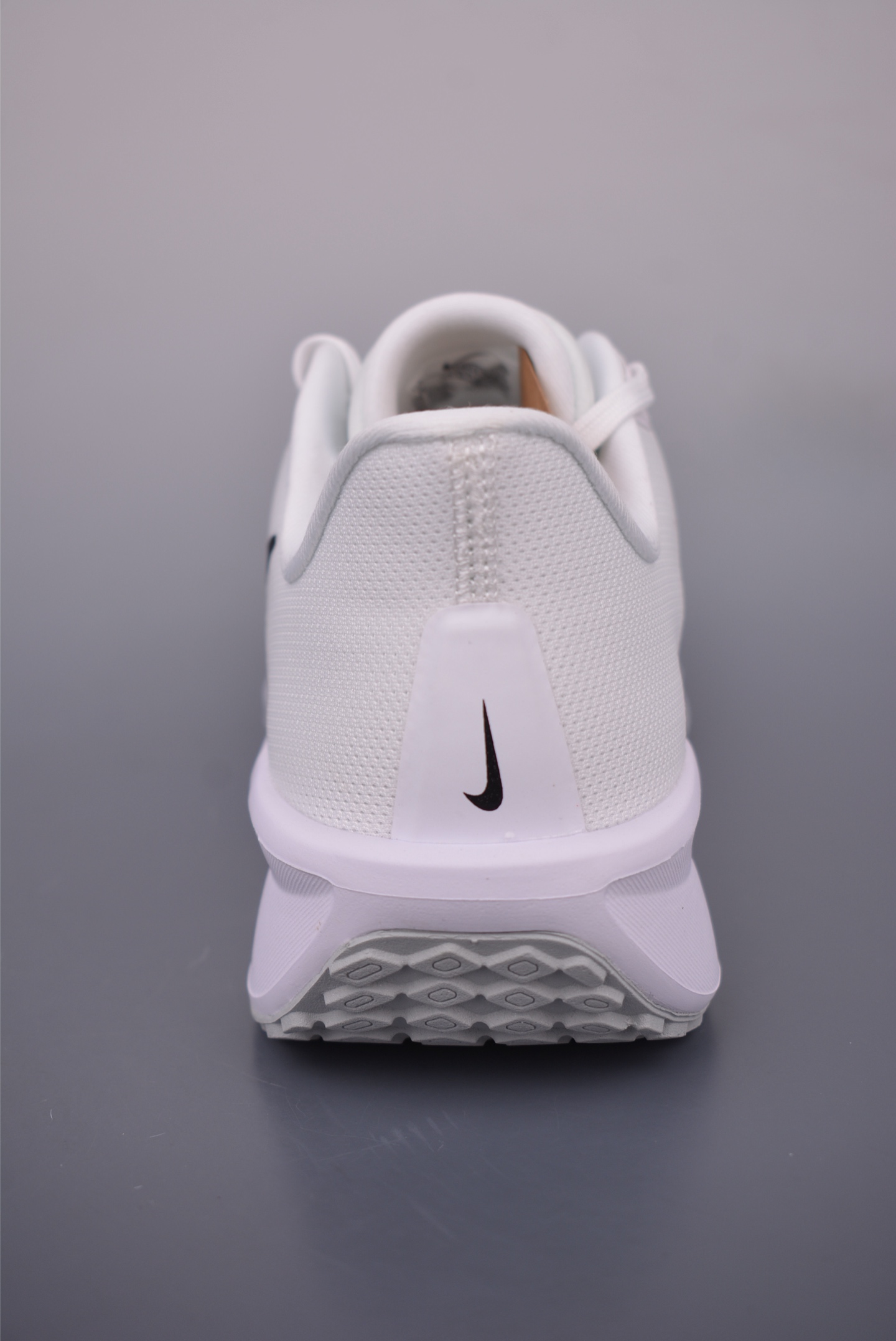 170 Nike Quest 6极速6代 网面透气 时尚休闲跑步鞋 FD6033-100