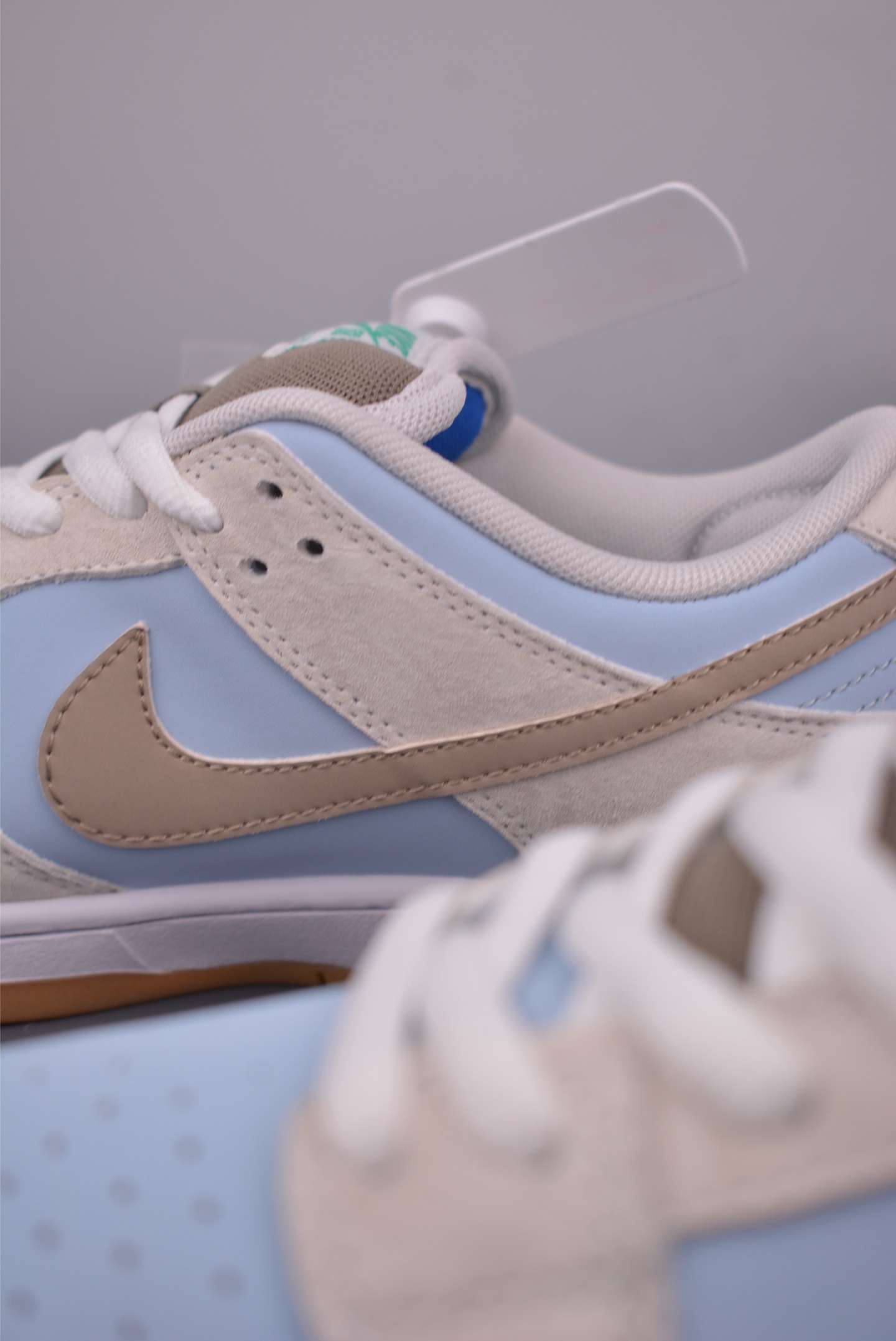 200 NIKE SB Dunk Low 性价比天花板 HF3704-001-Chinese UA Cheap High Quatity Brand Clothes Bags handbags Sneakers wholesale wholesaler seller from China Factory suppliers Fashion Clothing Shoes best Quality Beautiful Price 200 NIKE SB Dunk Low 性价比天花板 HF3704-001