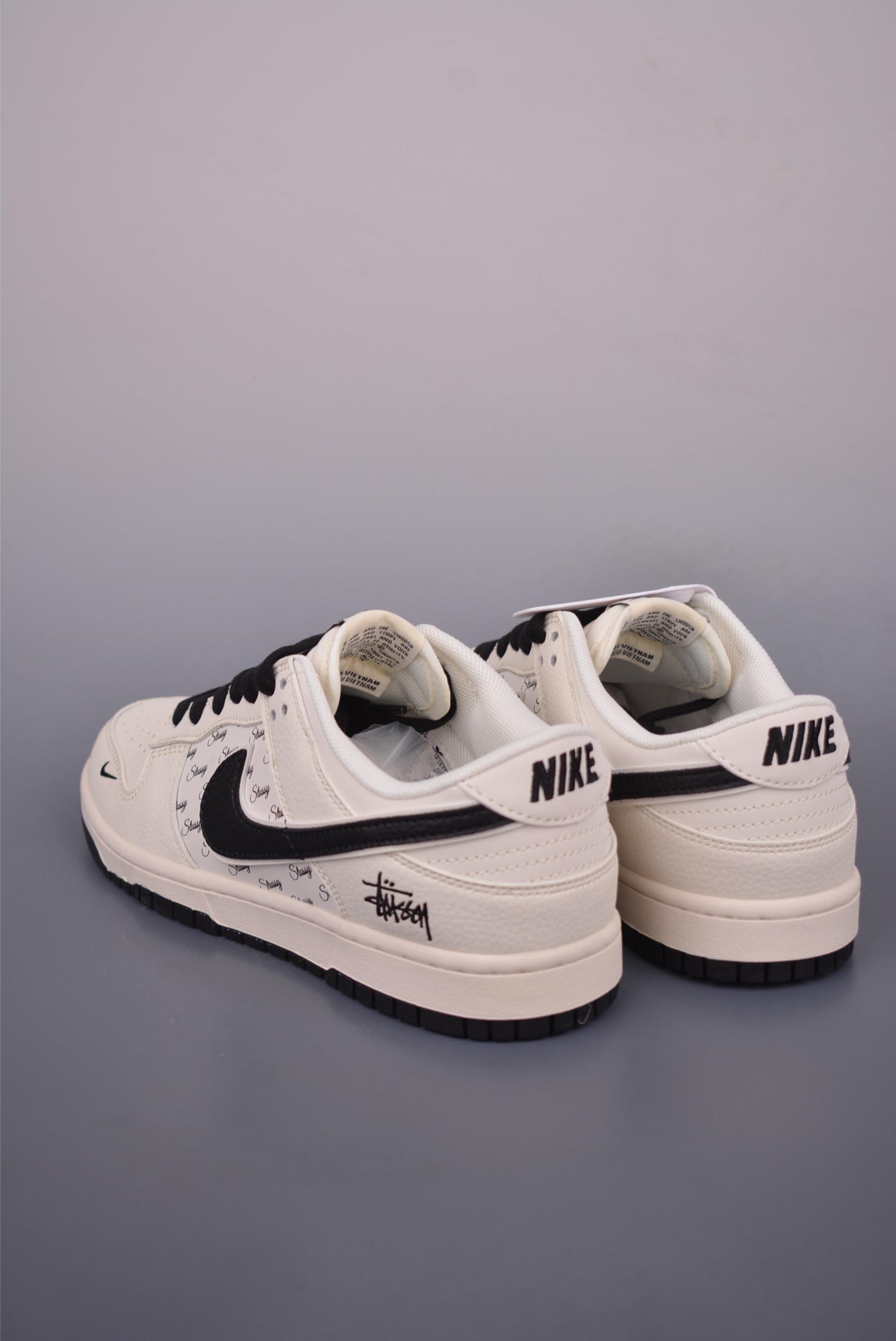 Nike SB Dunk Low Stussy Collab Sneakers - Premium Leather, Superior Comfort 2 i1750798526164 5048 0 1