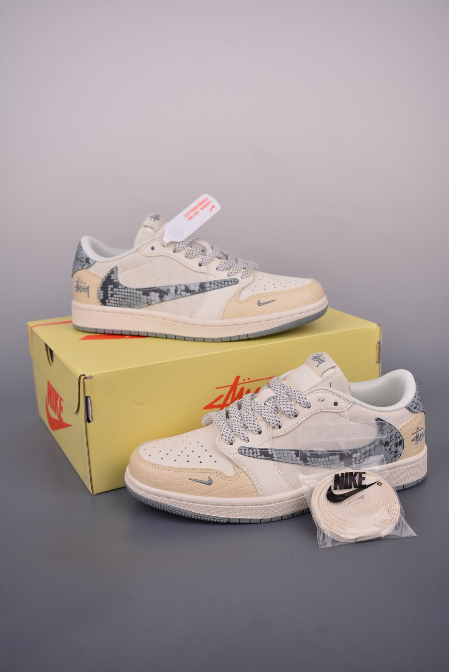 Fragment Travis Scott Stussy Air Jordan 1 Low Sneakers - Limited Edition 6 i1750799256457 9315 0 4