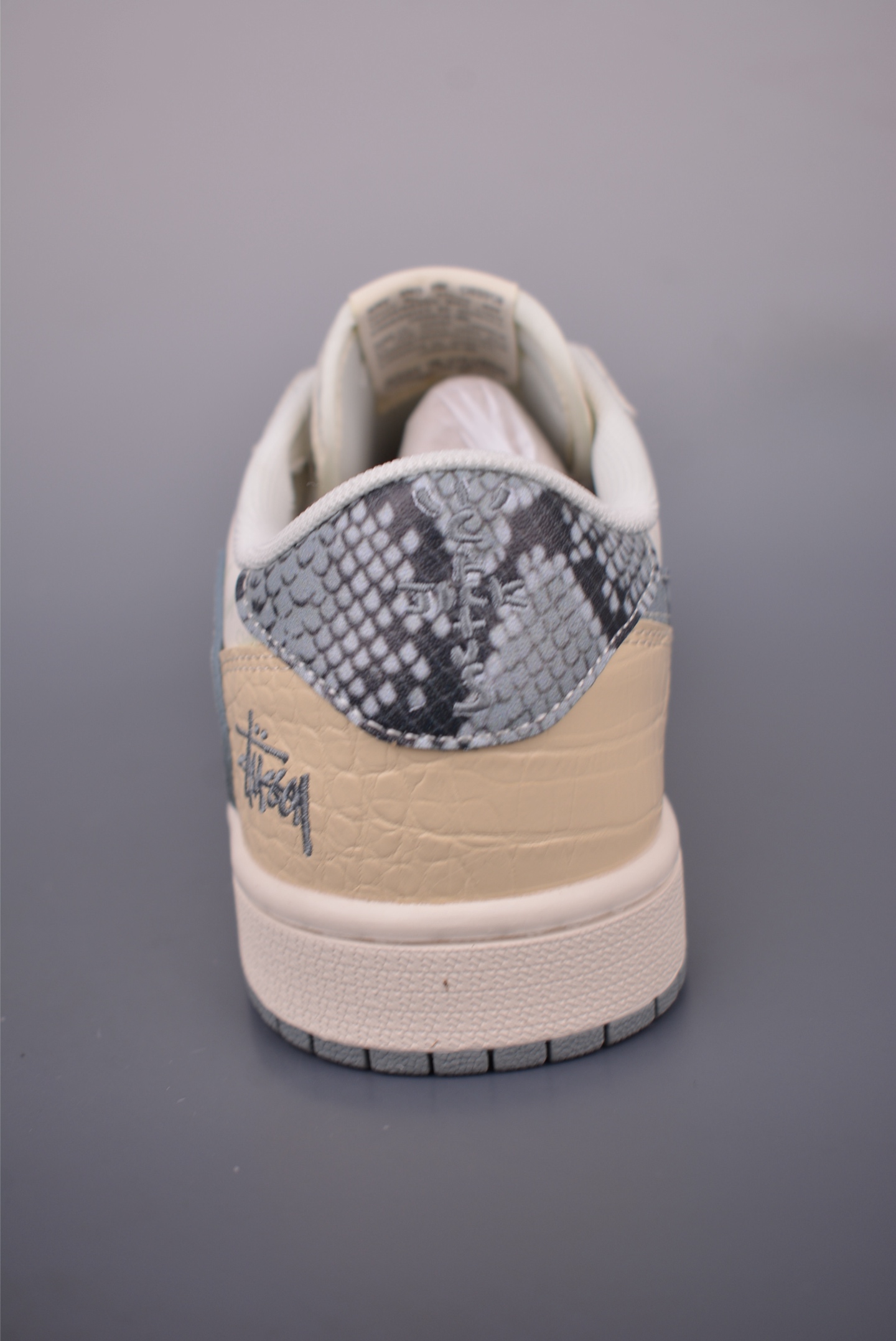 Fragment Travis Scott Stussy Air Jordan 1 Low Sneakers - Limited Edition 5 i1750799256470 5330 0 3