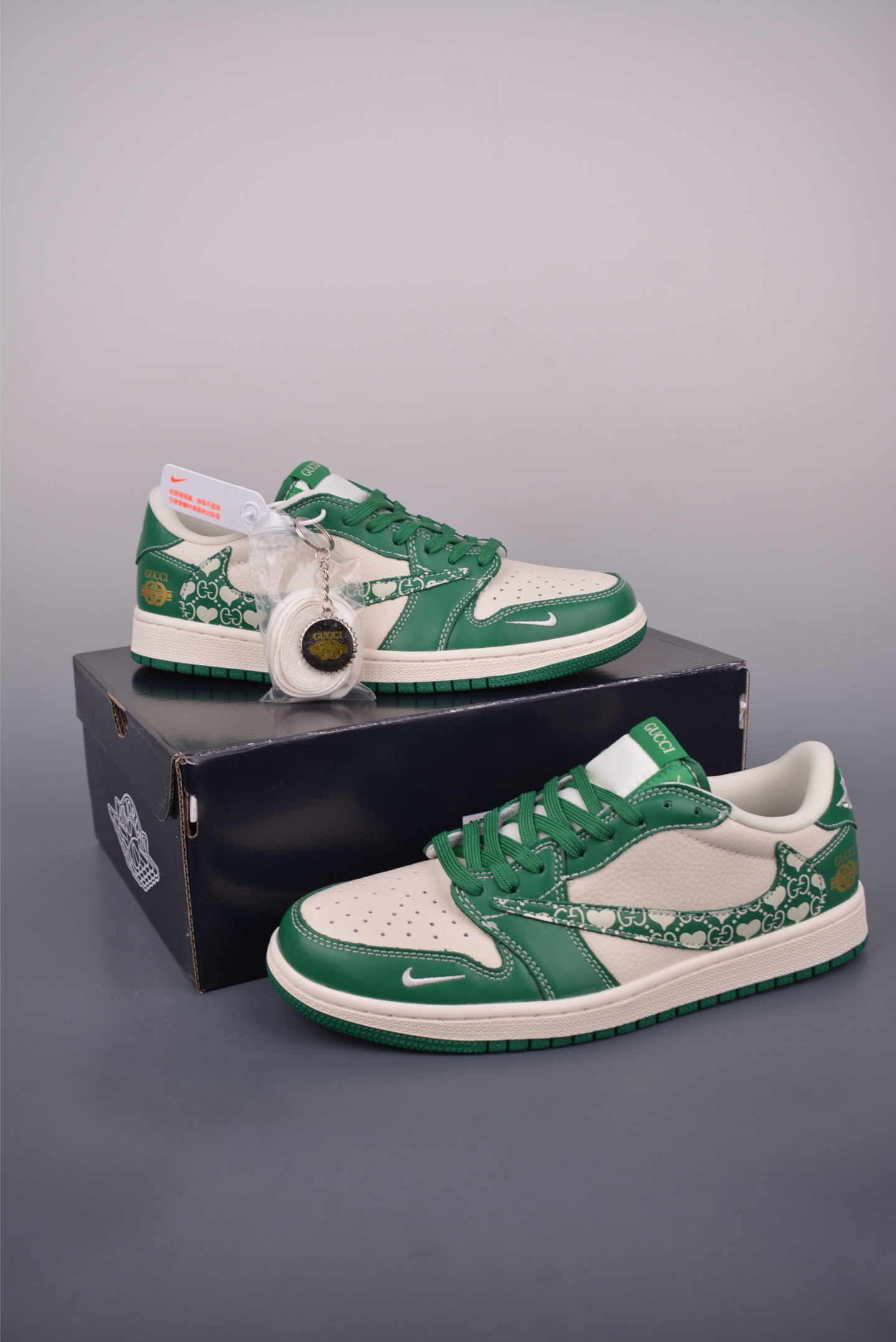 Gucci x Travis Scott Air Jordan 1 Low Green Leather Sneakers 6 i1750799971446 7609 0 4